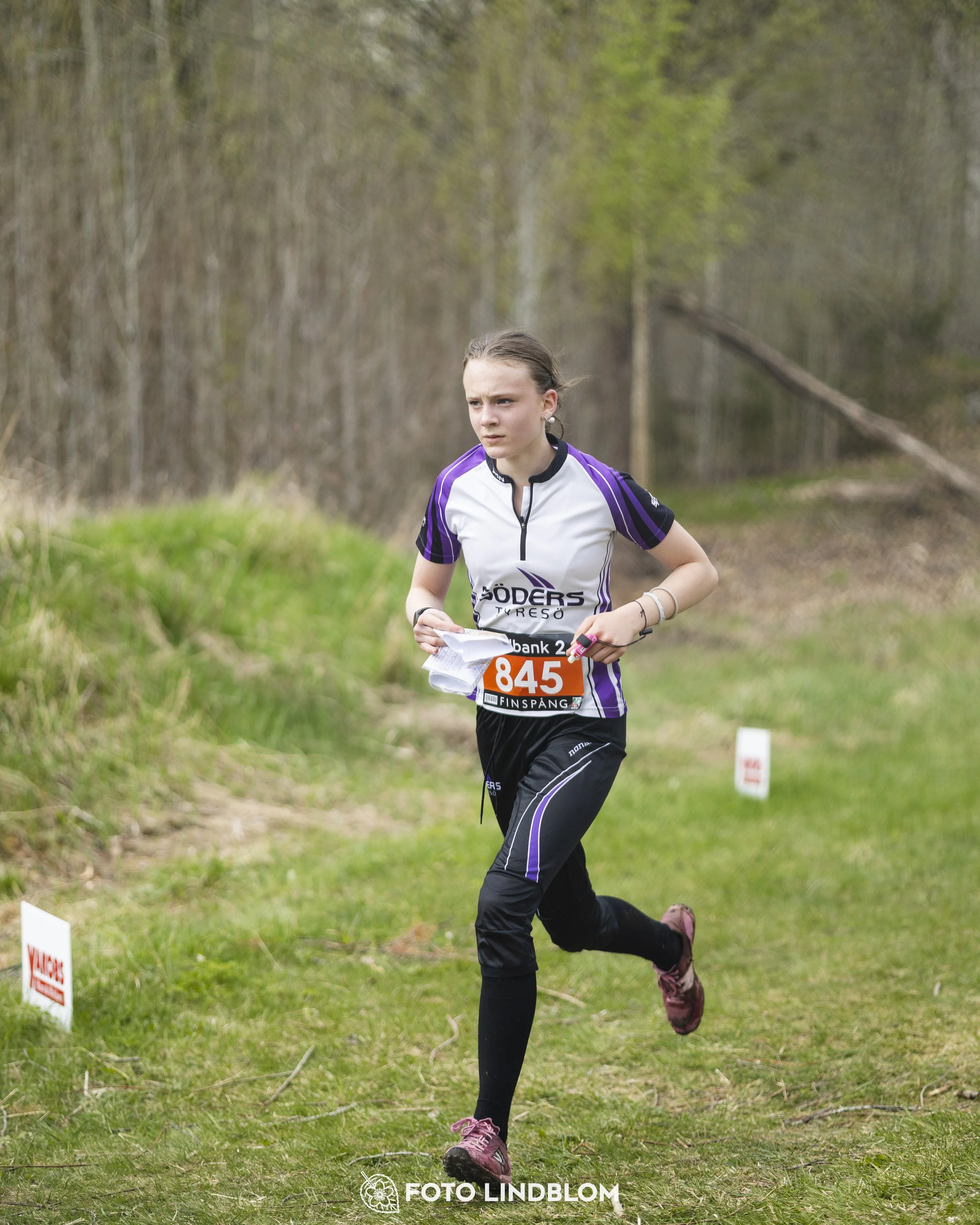 A picture from the youth relay at 10-Mila orienteering competition