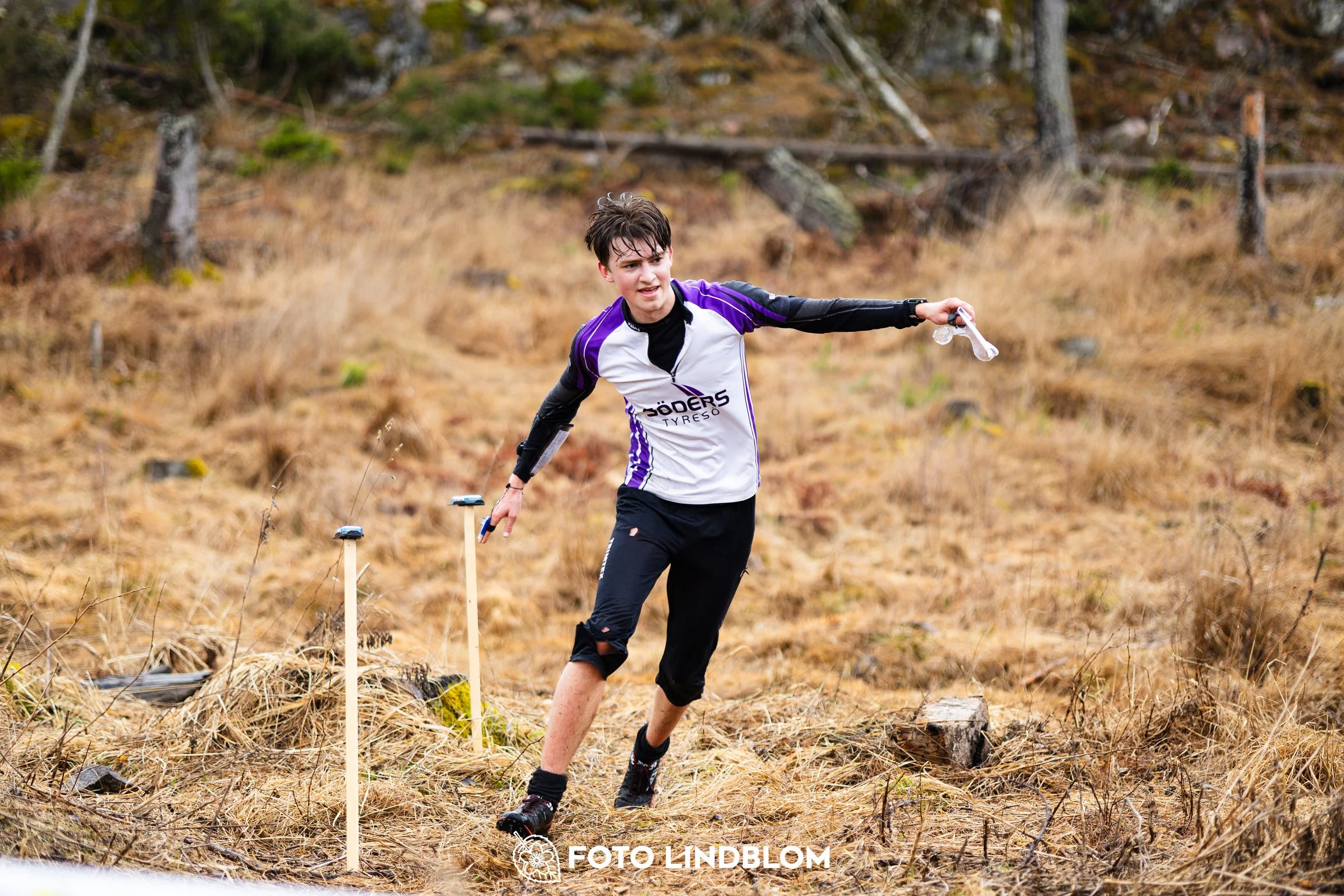 A photo from a middle distance orienteering event in Kolmården during the Swedish League 2026, captured by Foto Lindblom.