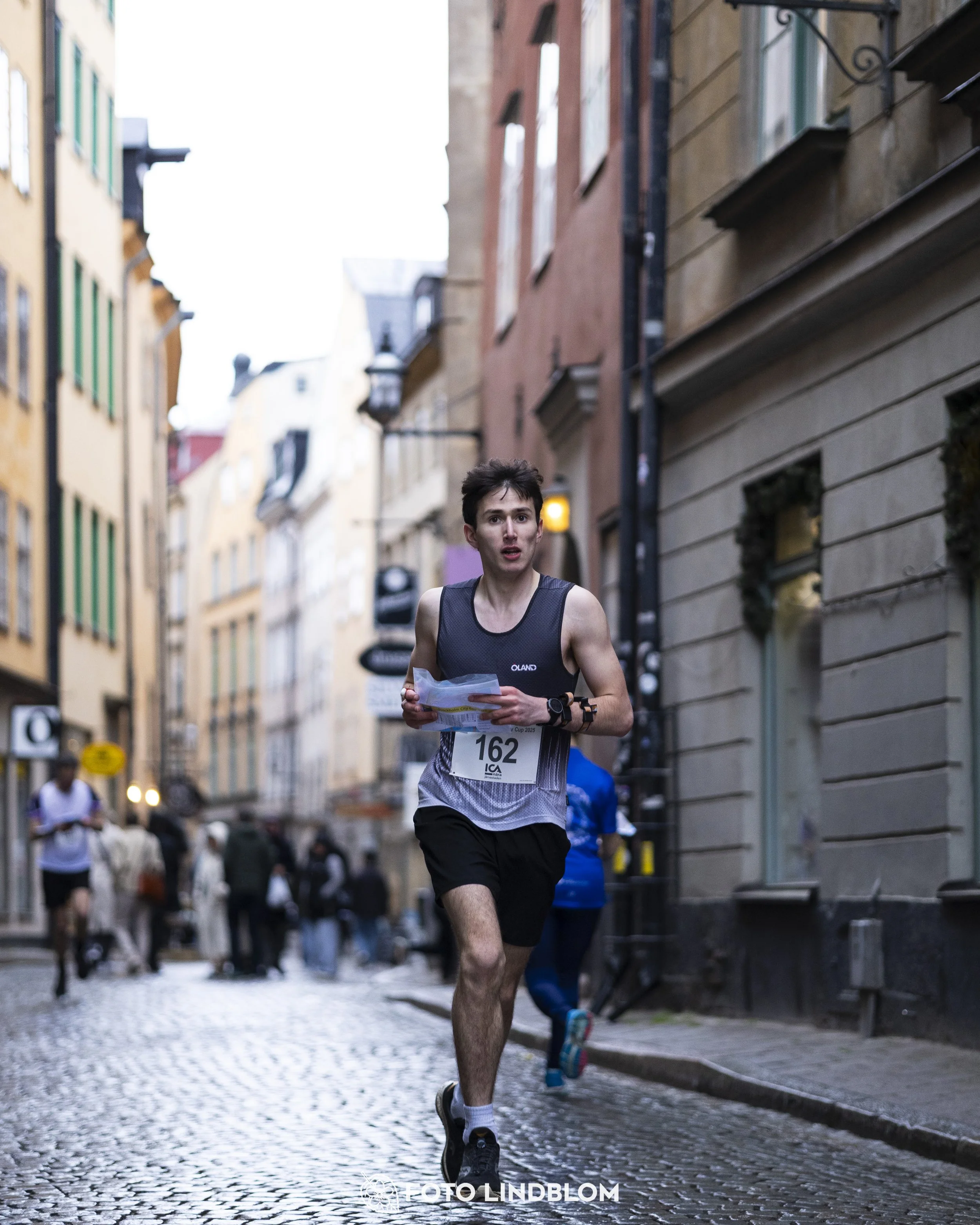 A picture from the first stage of the Stockholm City Cup sprint orienteering competition in "gamla stan" which is the old part of Stockholm