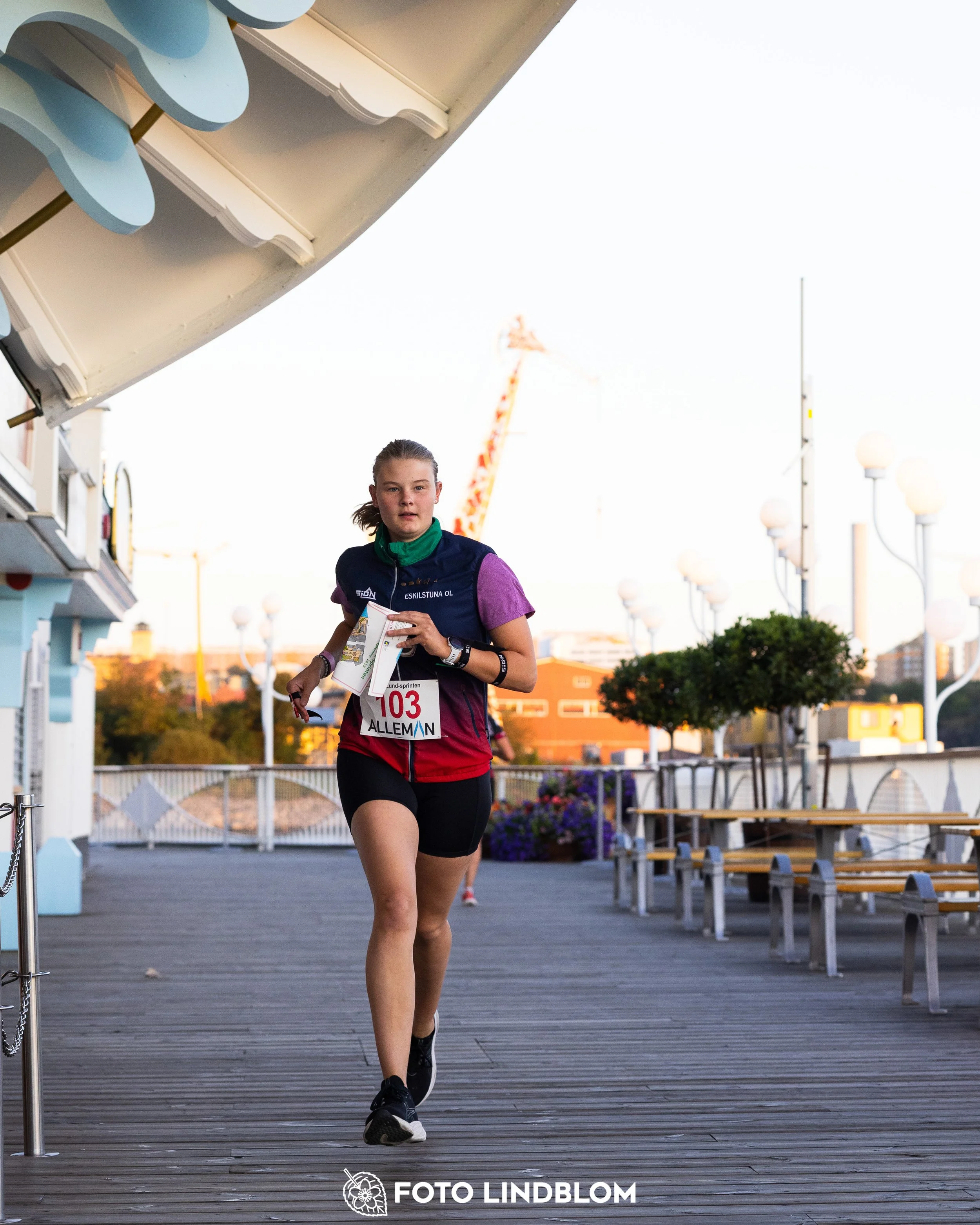 A picture from the orienteering event called Gröna Lund Sprinten taken by Foto Lindblom