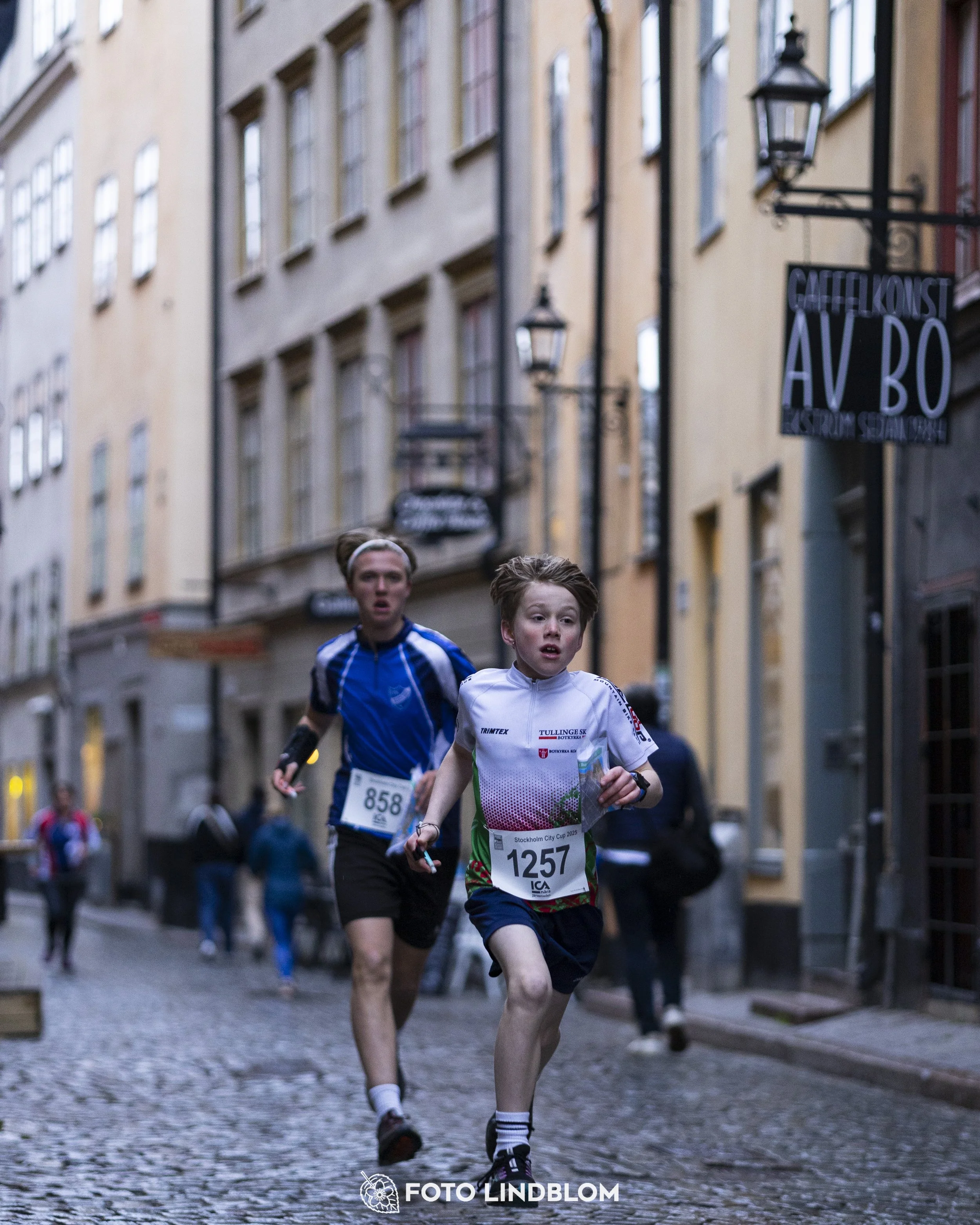 A picture from the first stage of the Stockholm City Cup sprint orienteering competition in "gamla stan" which is the old part of Stockholm