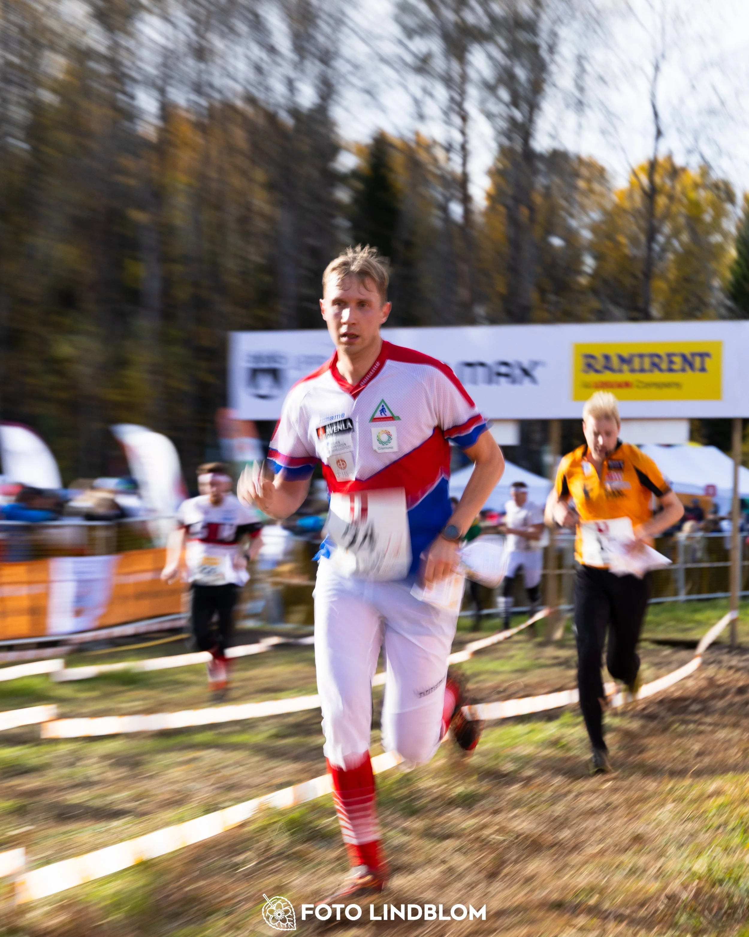 A picture from the 25-Manna orienteering event taken by Foto Lindblom