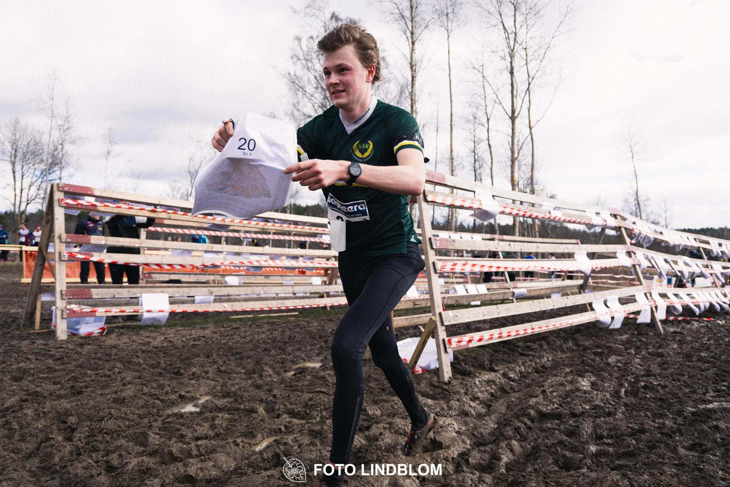 A moment captured during Kolmårdskavlen in the Swedish Stafettligan 2026 by Foto Lindblom.
