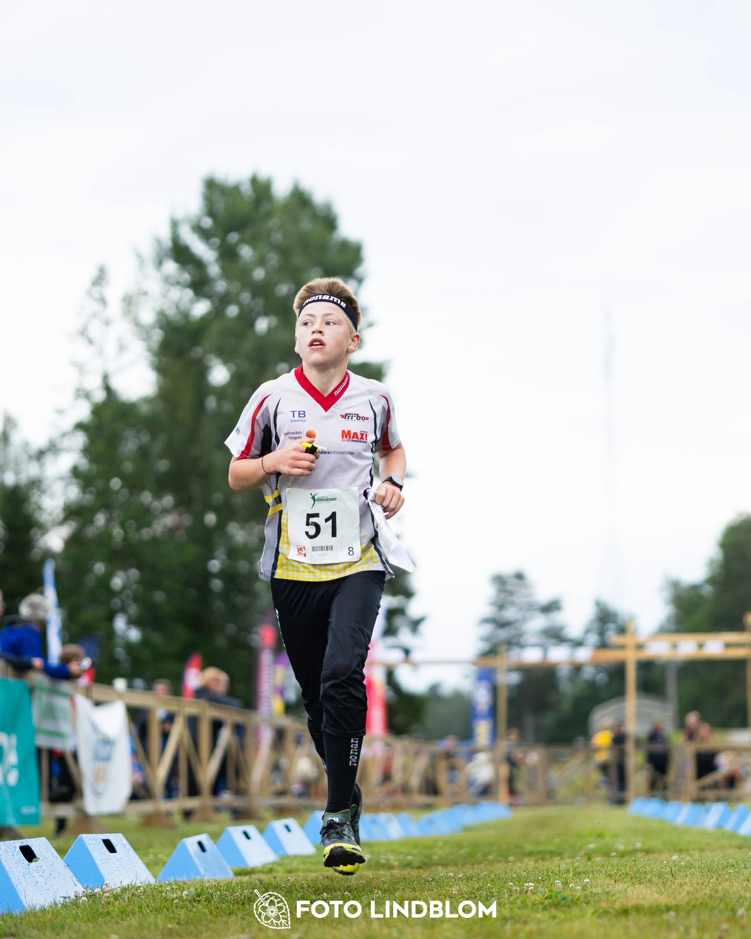 A picture from the youth 10 mila orienteering competition taken by Foto Lindblom