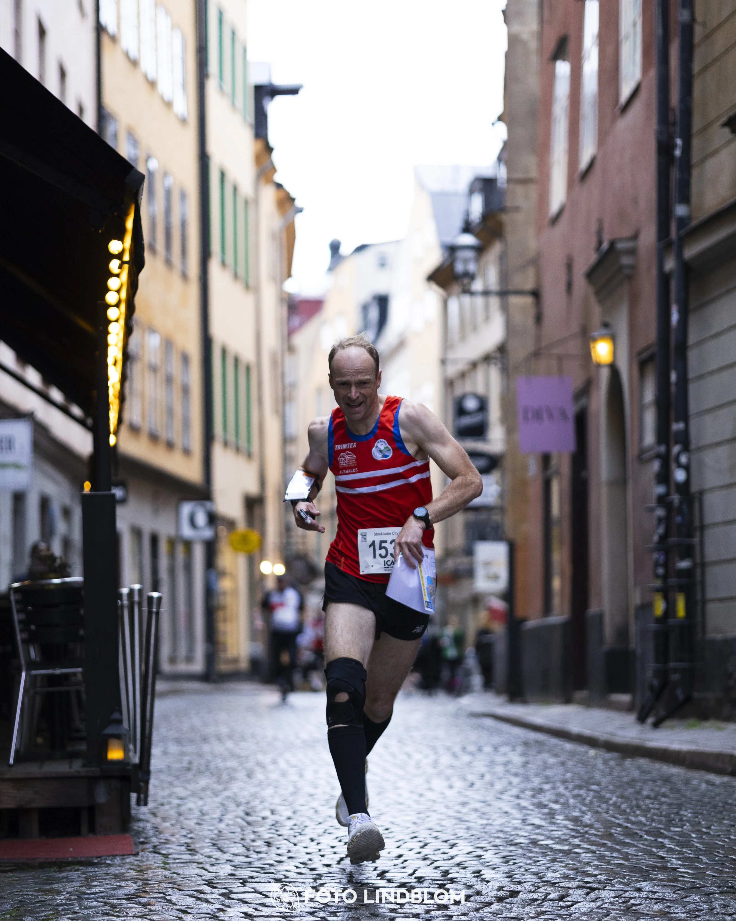 A picture from the first stage of the Stockholm City Cup sprint orienteering competition in "gamla stan" which is the old part of Stockholm