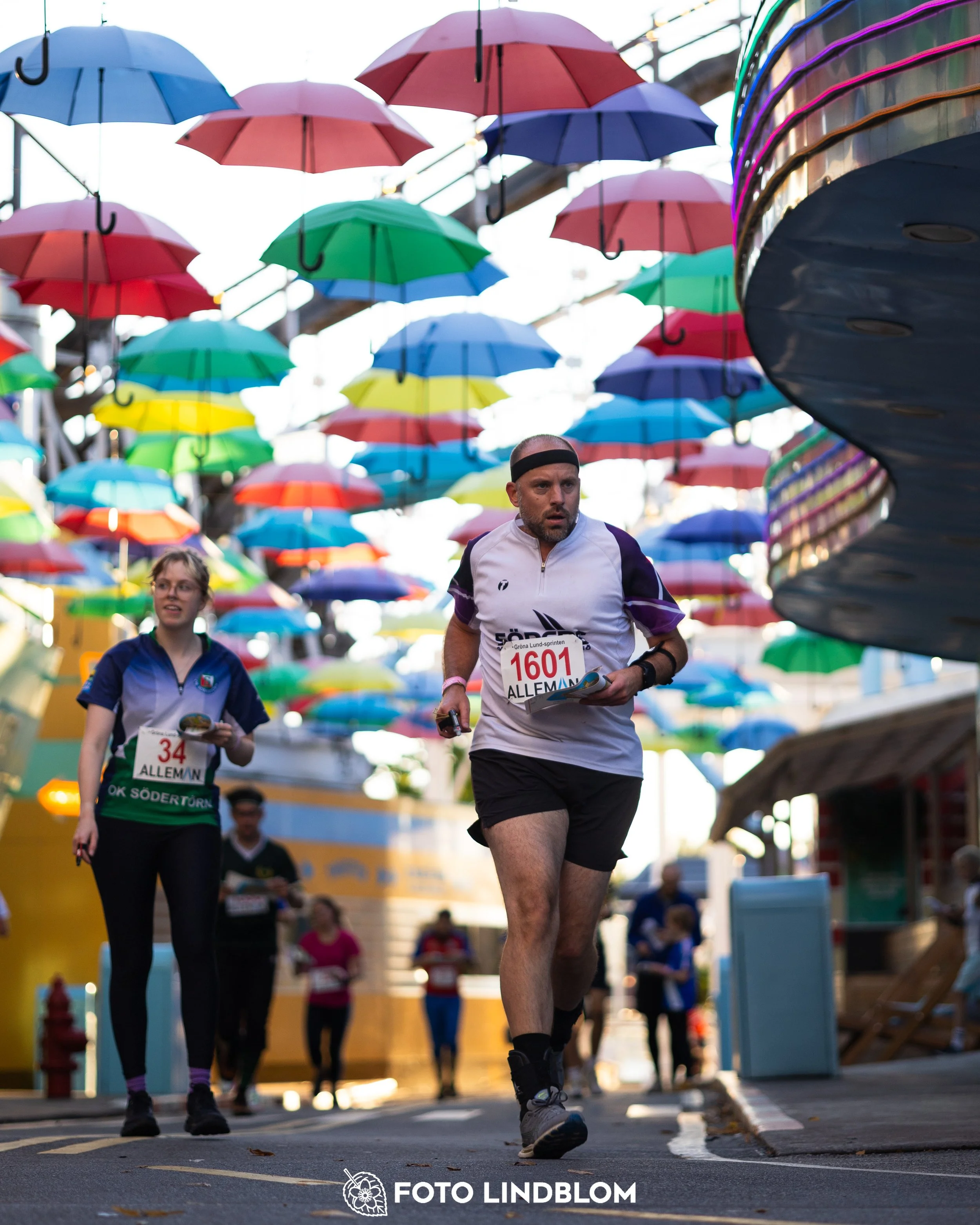 A picture from the orienteering event called Gröna Lund Sprinten taken by Foto Lindblom