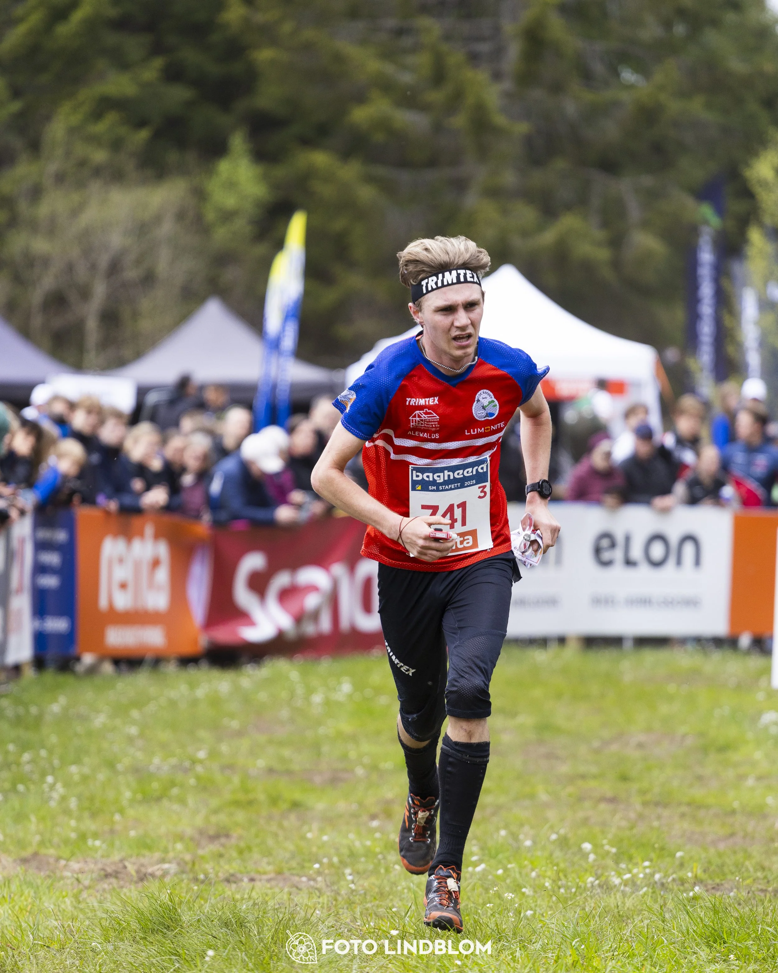 A picture from the Swedish national championship in relay orienteering