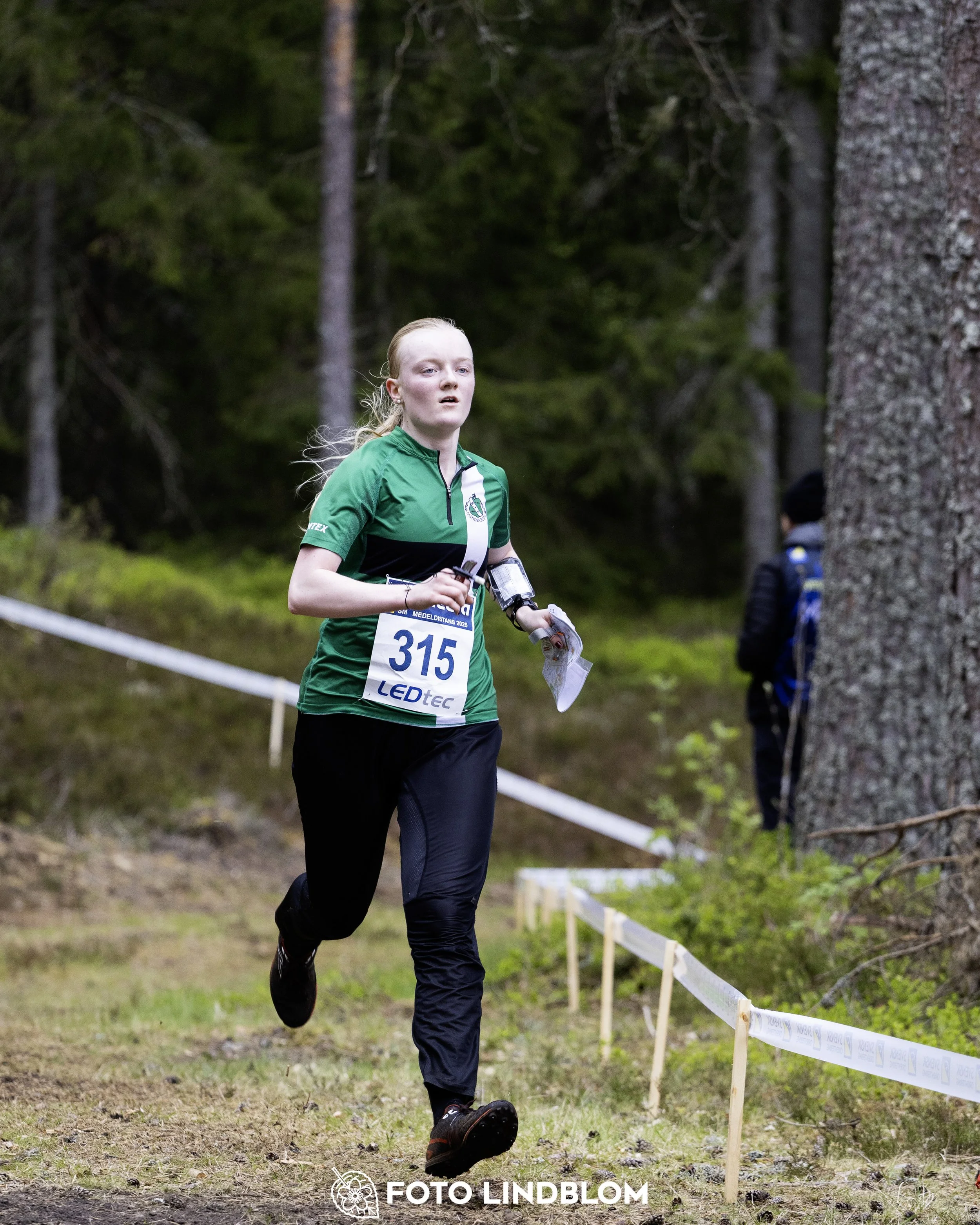 A picture from the Swedish national championship in middle distance orienteering and Swedish league race
