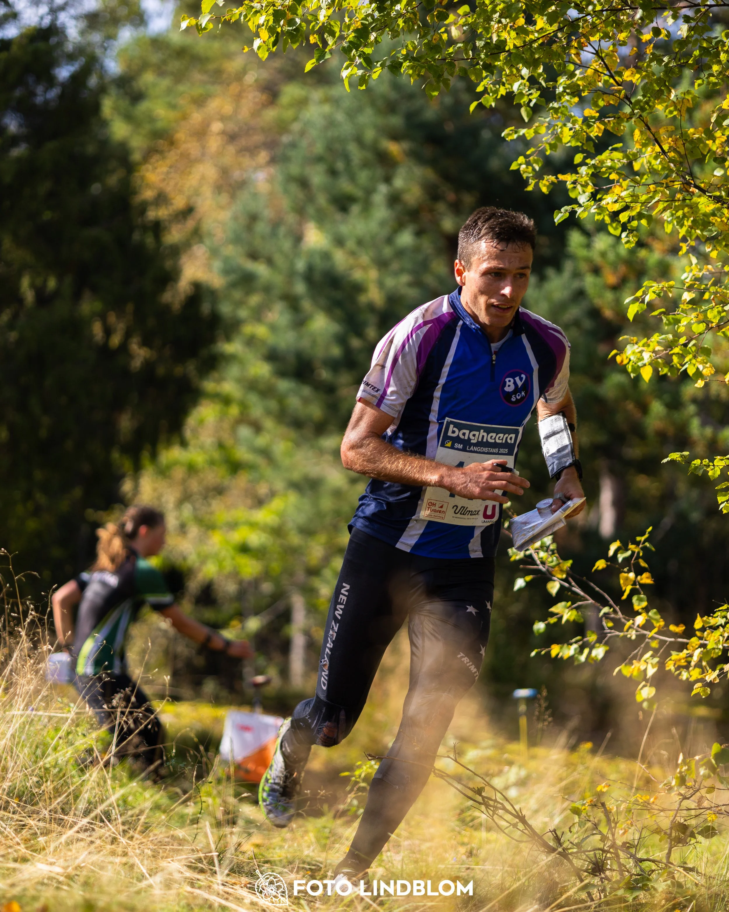 A picture from the Swedish national championship in long distance orienteering and Swedish league race taken by Foto Lindblom