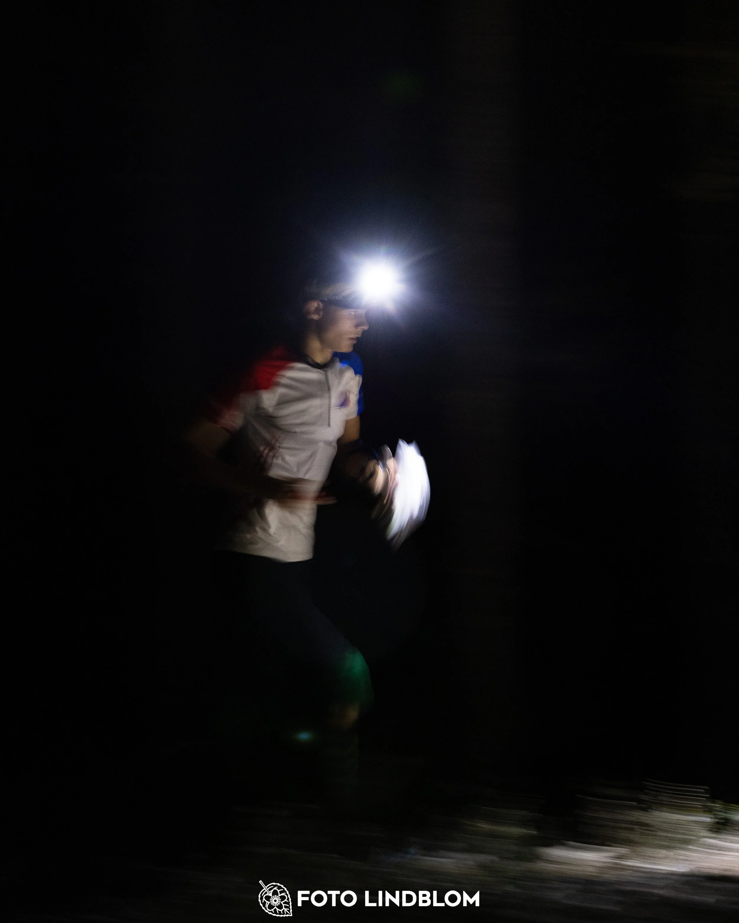 A picture from the Stockholm district championship in night orienteering taken by Foto Lindblom