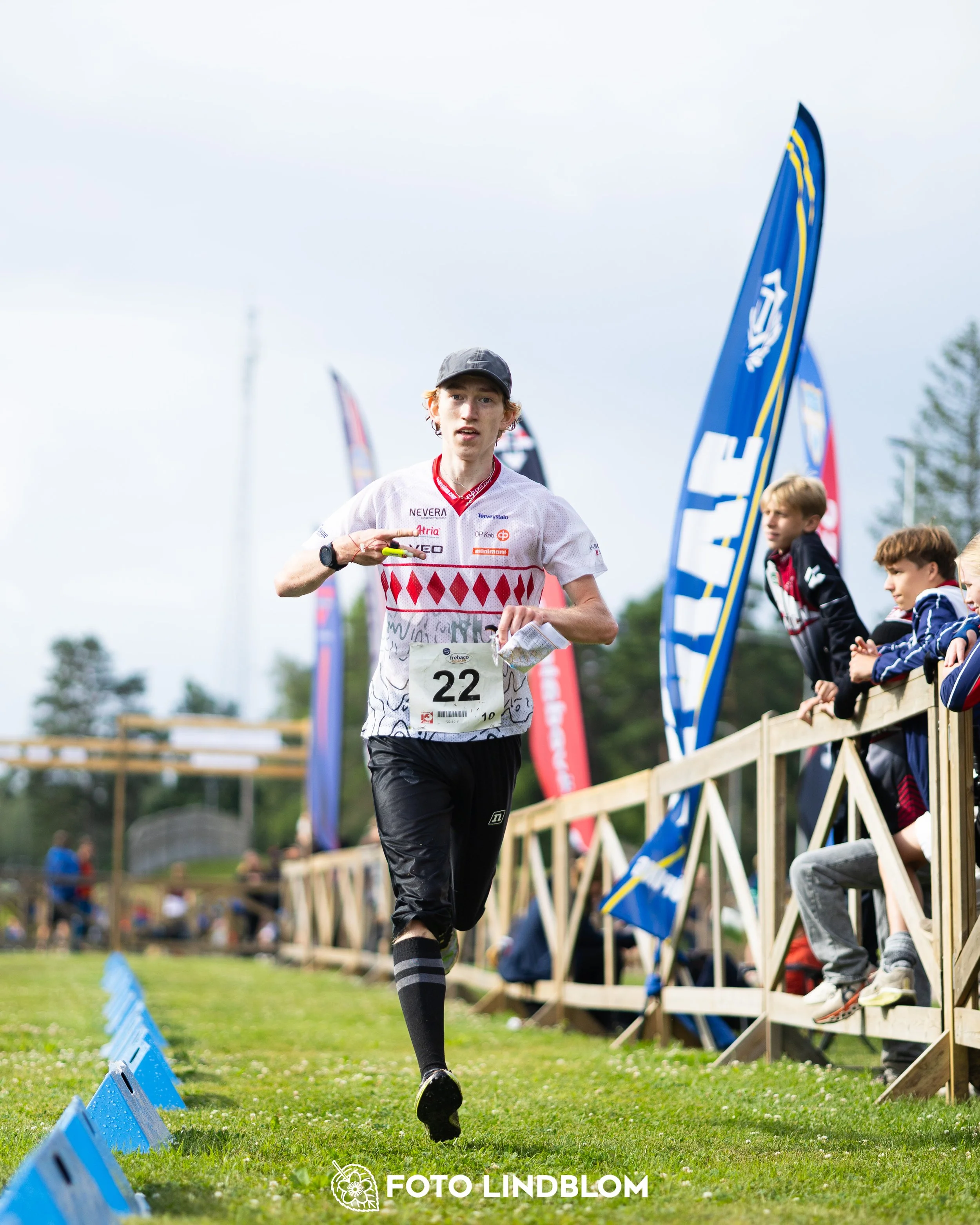 A picture from the youth 10 mila orienteering competition taken by Foto Lindblom