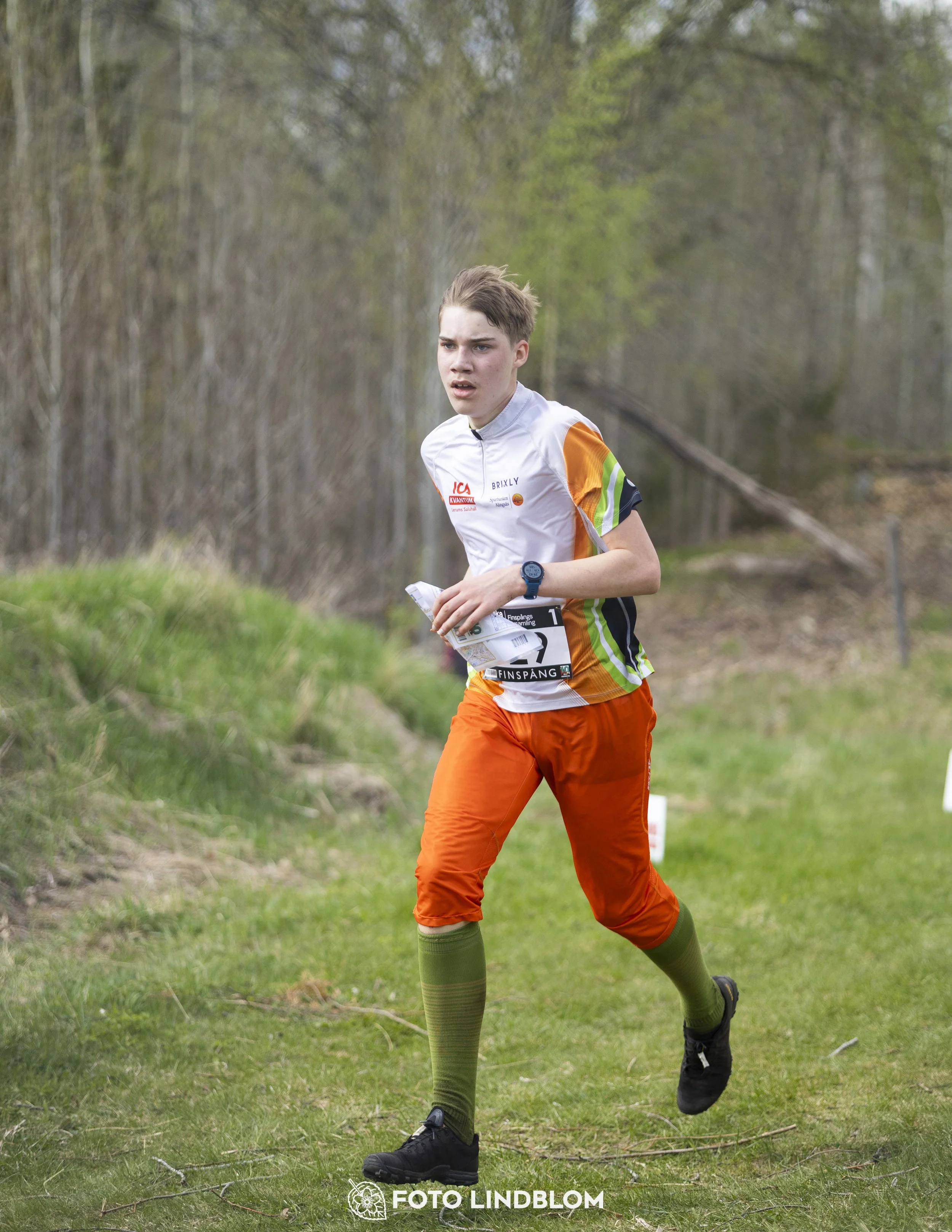 A picture from the youth relay at 10-Mila orienteering competition