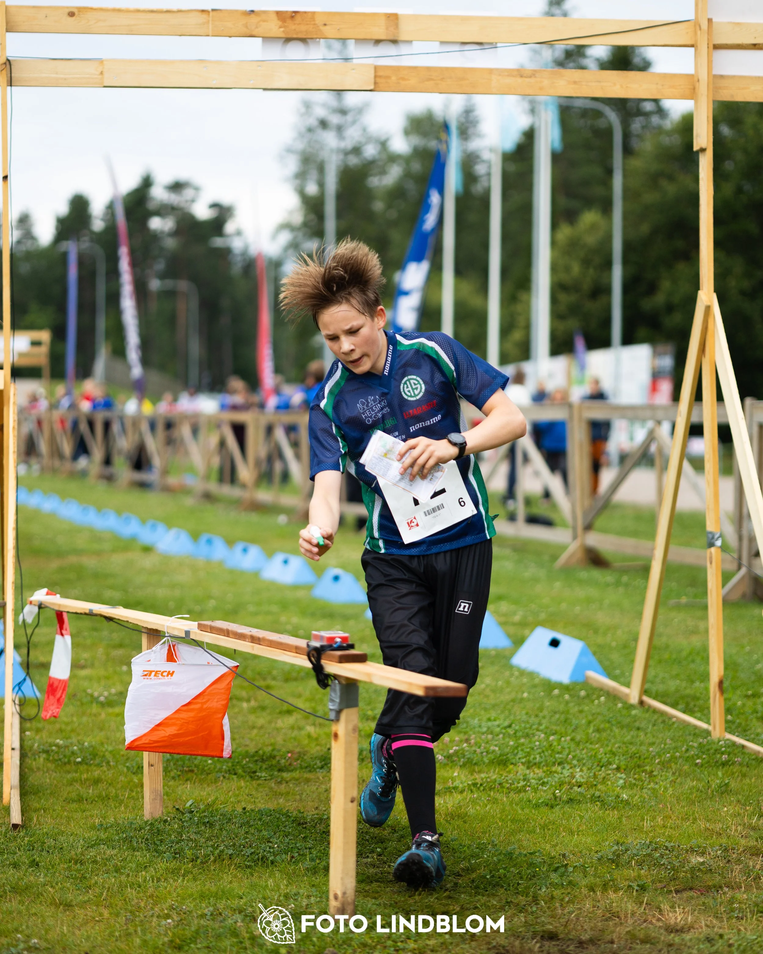 A picture from the youth 10 mila orienteering competition taken by Foto Lindblom