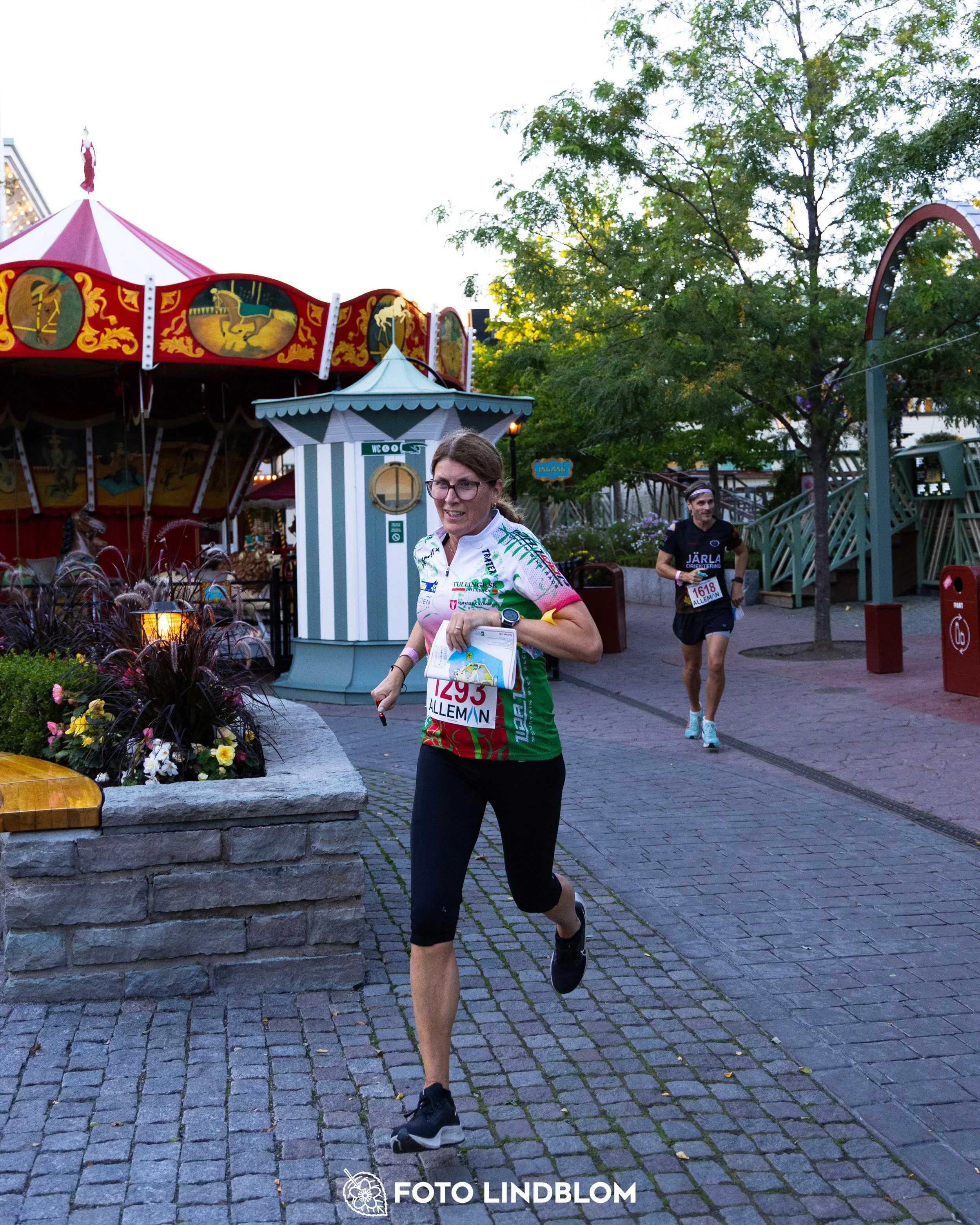 A picture from the orienteering event called Gröna Lund Sprinten taken by Foto Lindblom