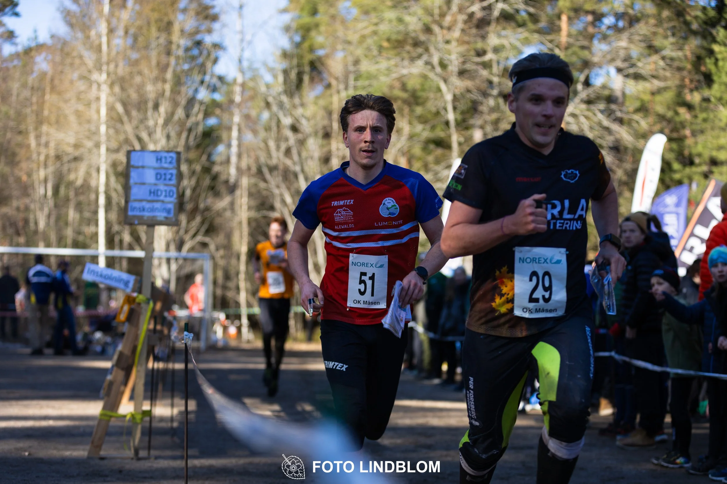 A photo from the 2026 Måsenstafetten orienteering relay in Sweden, captured by Foto Lindblom.