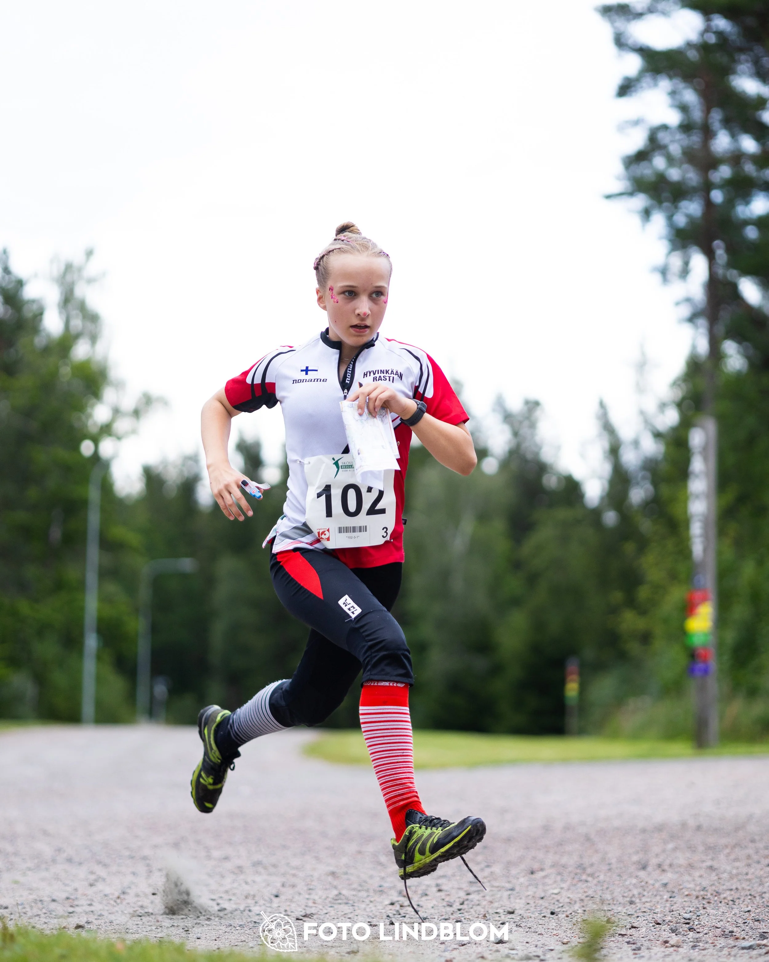 A picture from the youth 10 mila orienteering competition taken by Foto Lindblom