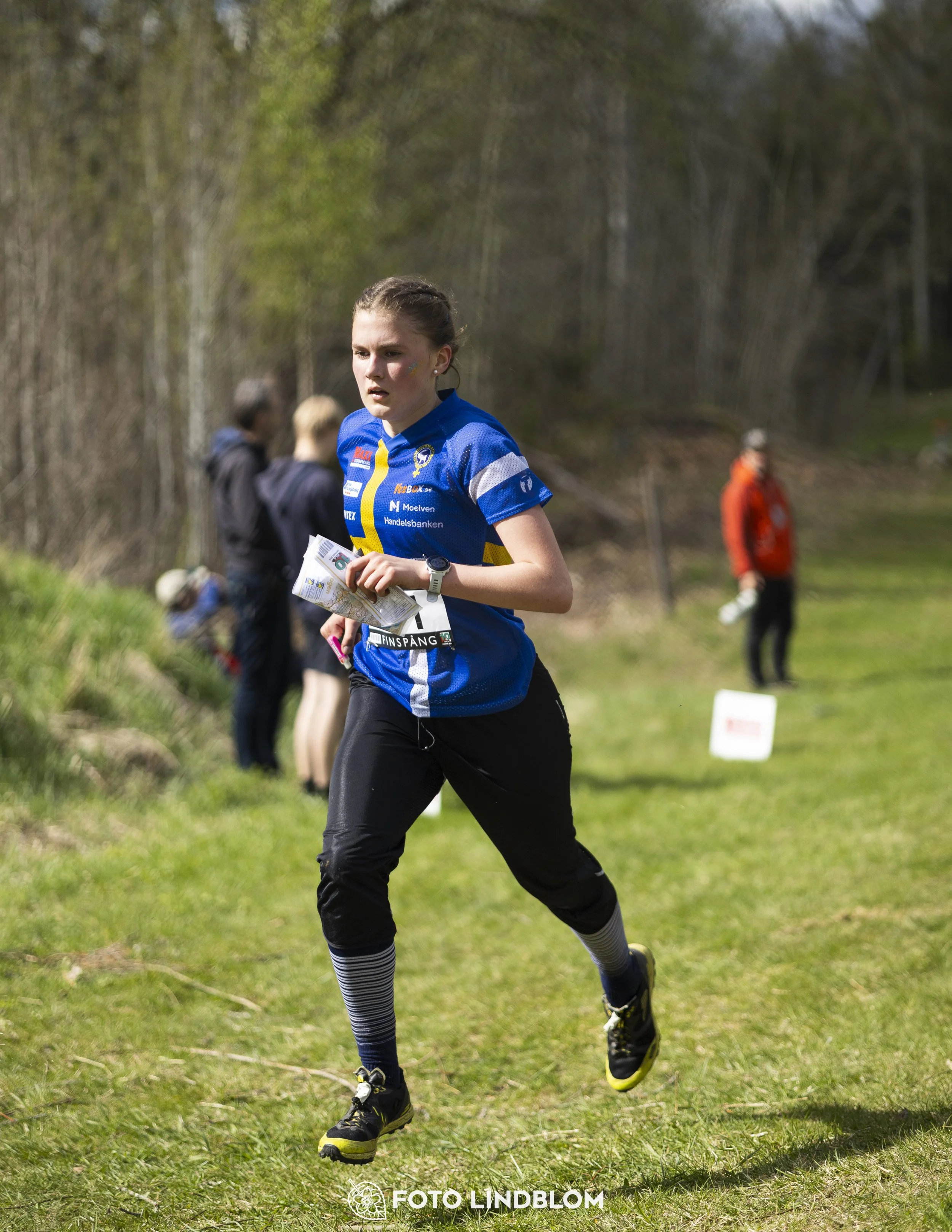 A picture from the youth relay at 10-Mila orienteering competition