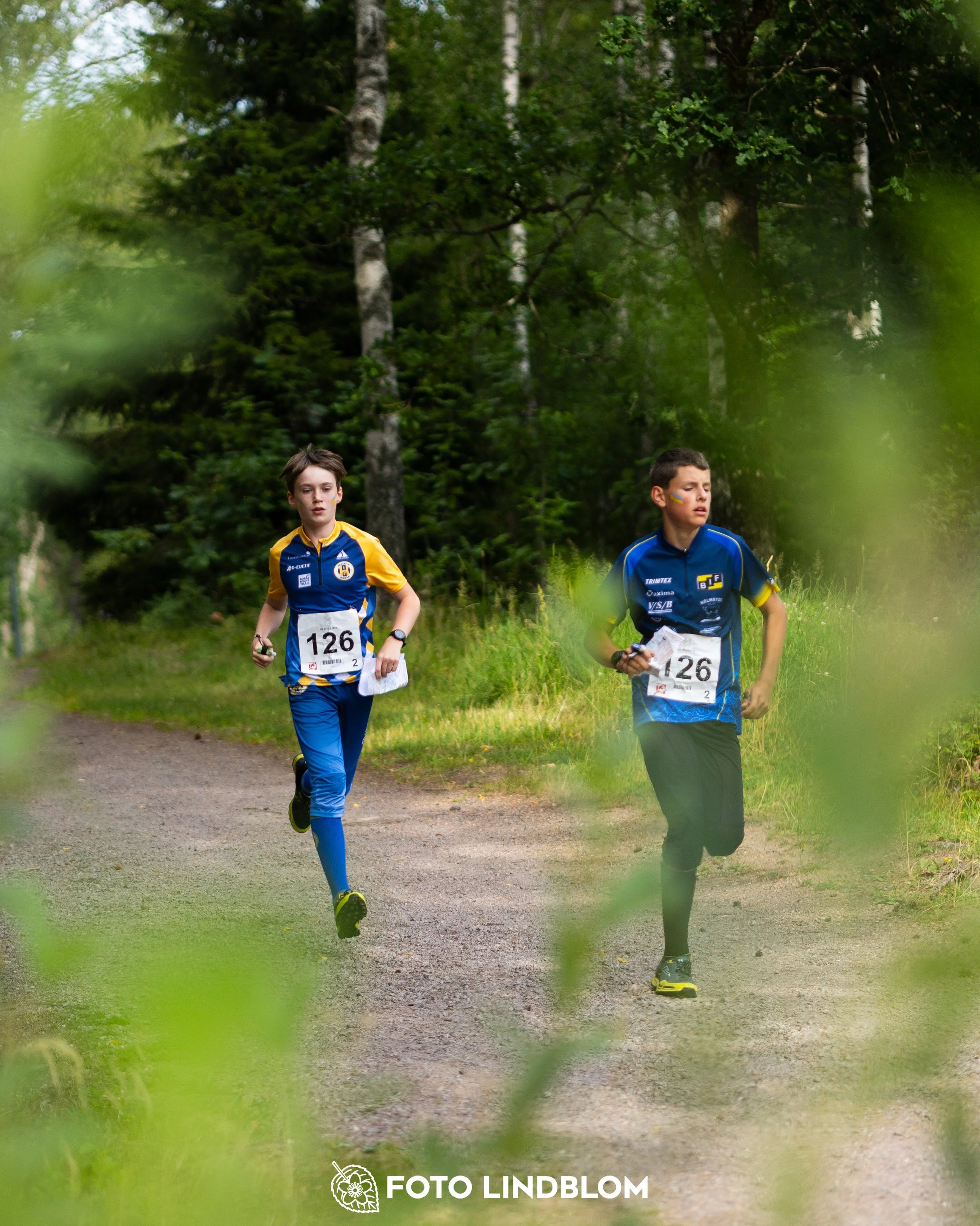 A picture from the youth 10 mila orienteering competition taken by Foto Lindblom