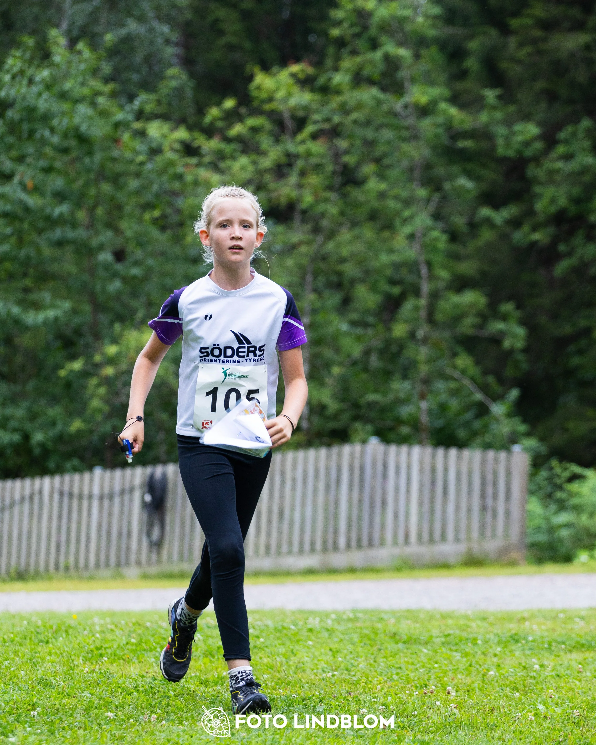 A picture from the youth 10 mila orienteering competition taken by Foto Lindblom