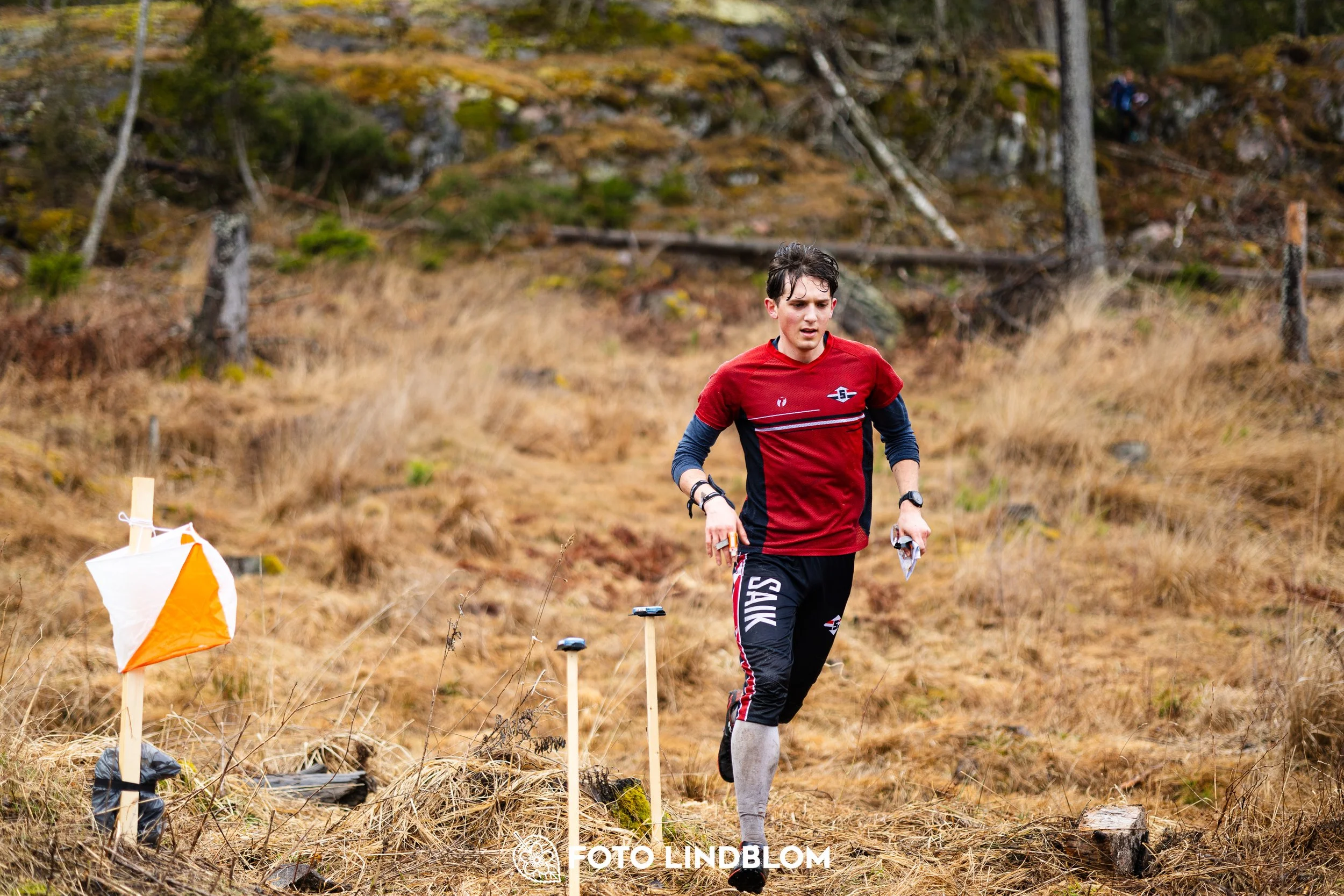 A photo from an orienteering race in Kolmården during the Swedish League spring season 2026, captured by Foto Lindblom.