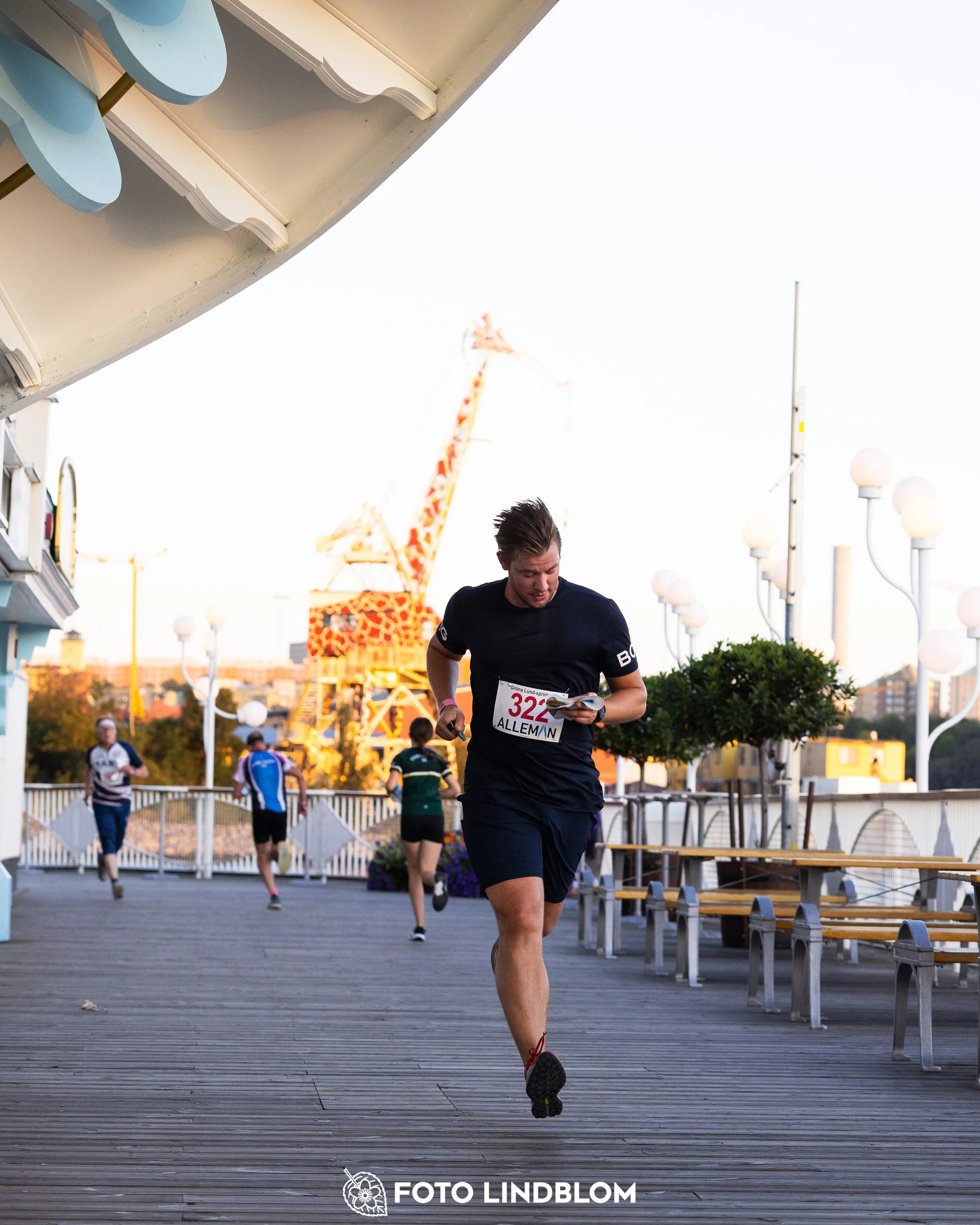 A picture from the orienteering event called Gröna Lund Sprinten taken by Foto Lindblom