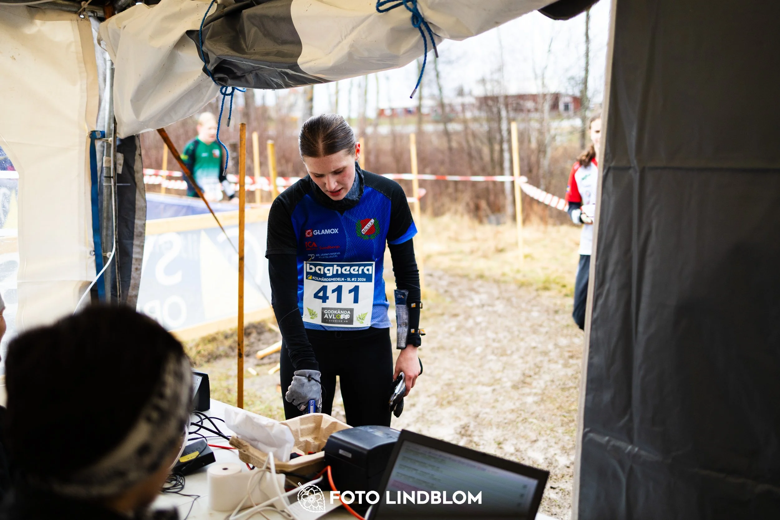 A scene from the Swedish League middle distance event in Kolmården spring 2026, captured by Foto Lindblom.