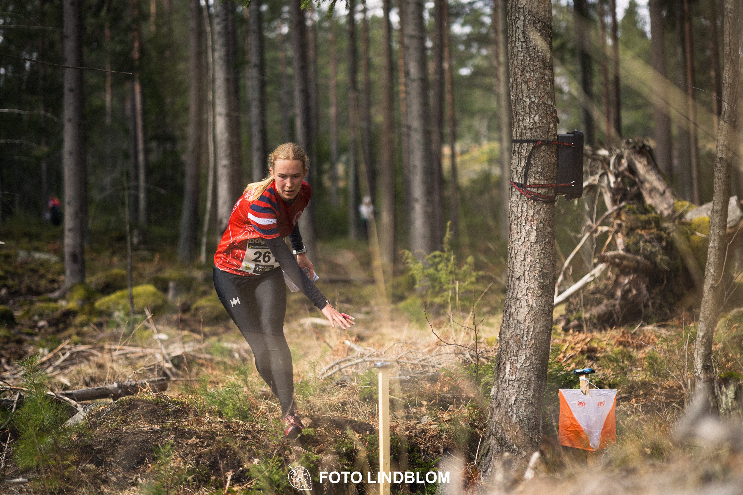 A scene from the Stafettligan relay competition Kolmårdskavlen in spring 2026, captured by Foto Lindblom.