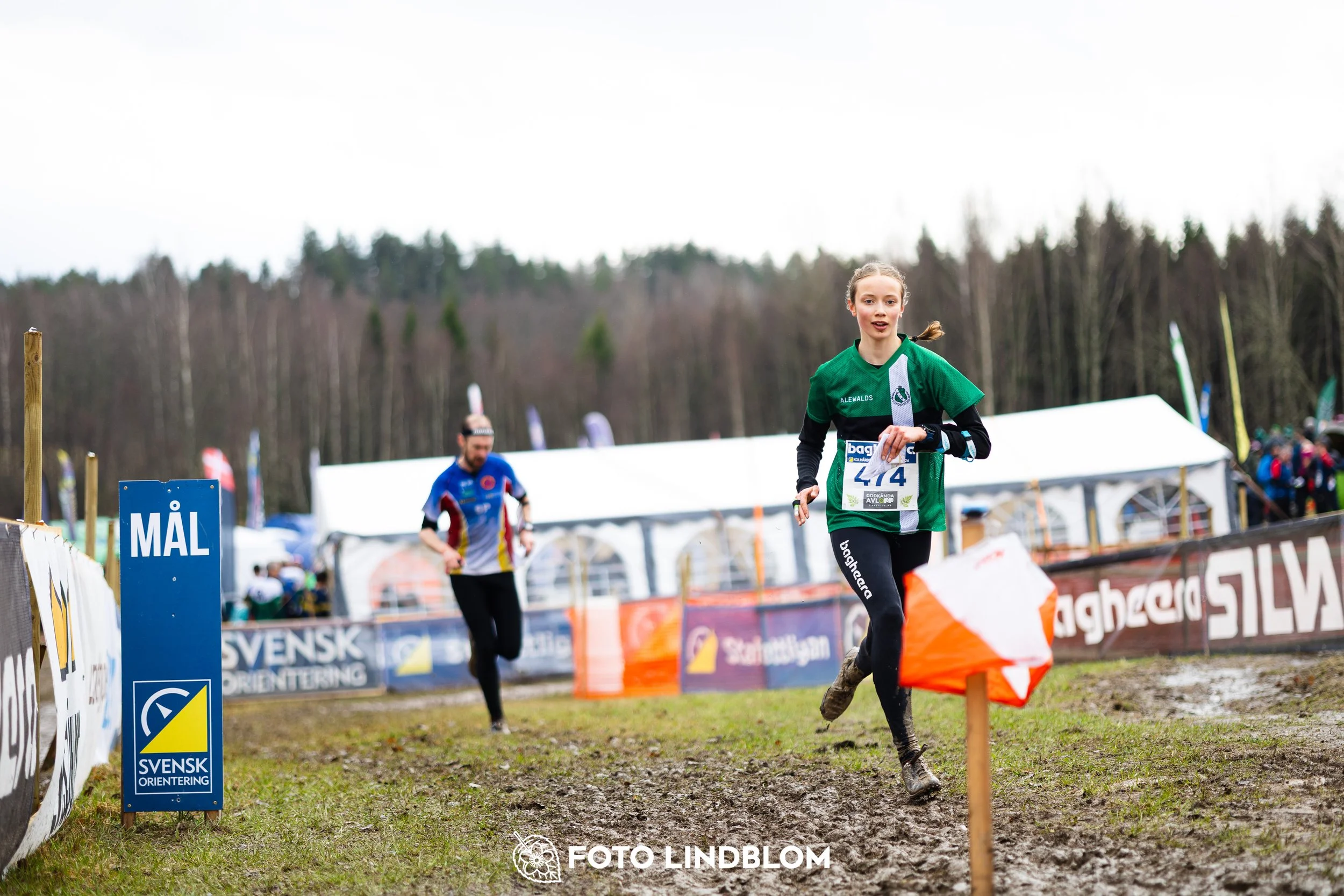 A moment from the 2026 Swedish League middle distance orienteering event in Kolmården, captured by Foto Lindblom.