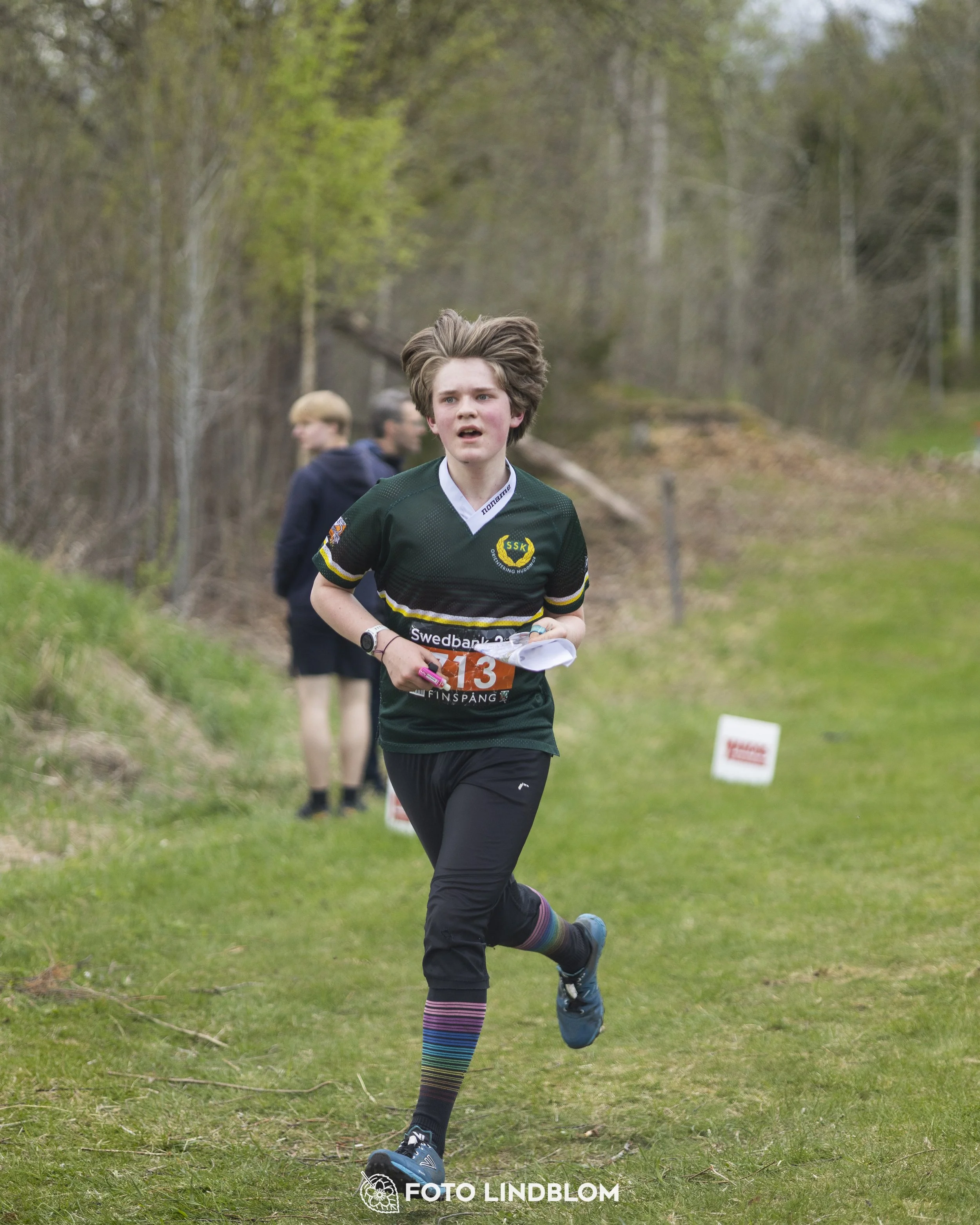 A picture from the youth relay at 10-Mila orienteering competition