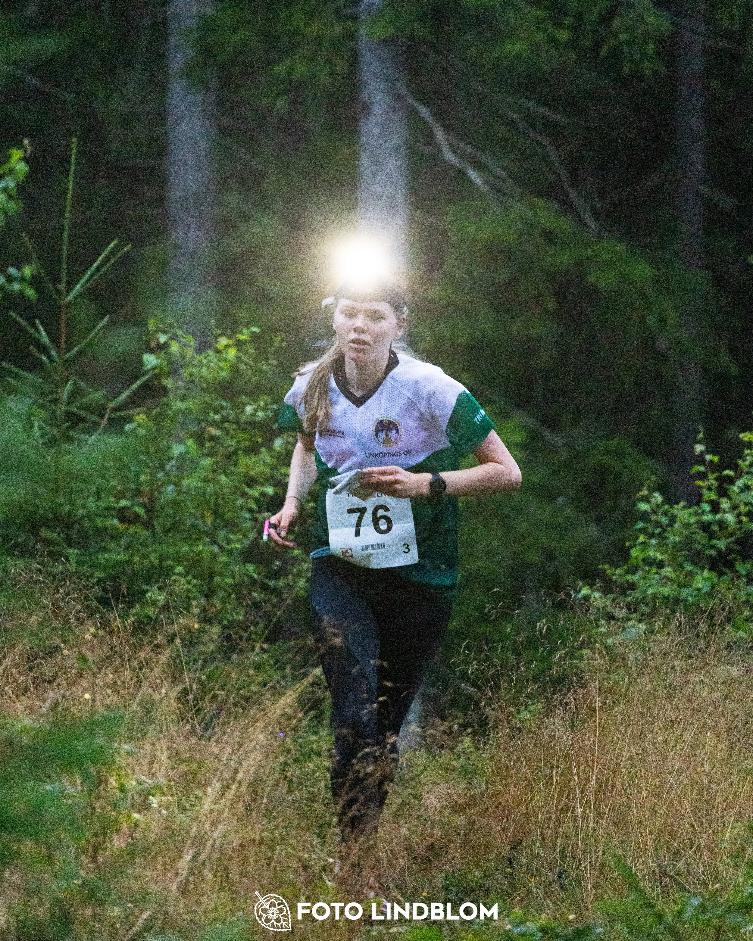 A picture from the youth 10 mila orienteering competition taken by Foto Lindblom