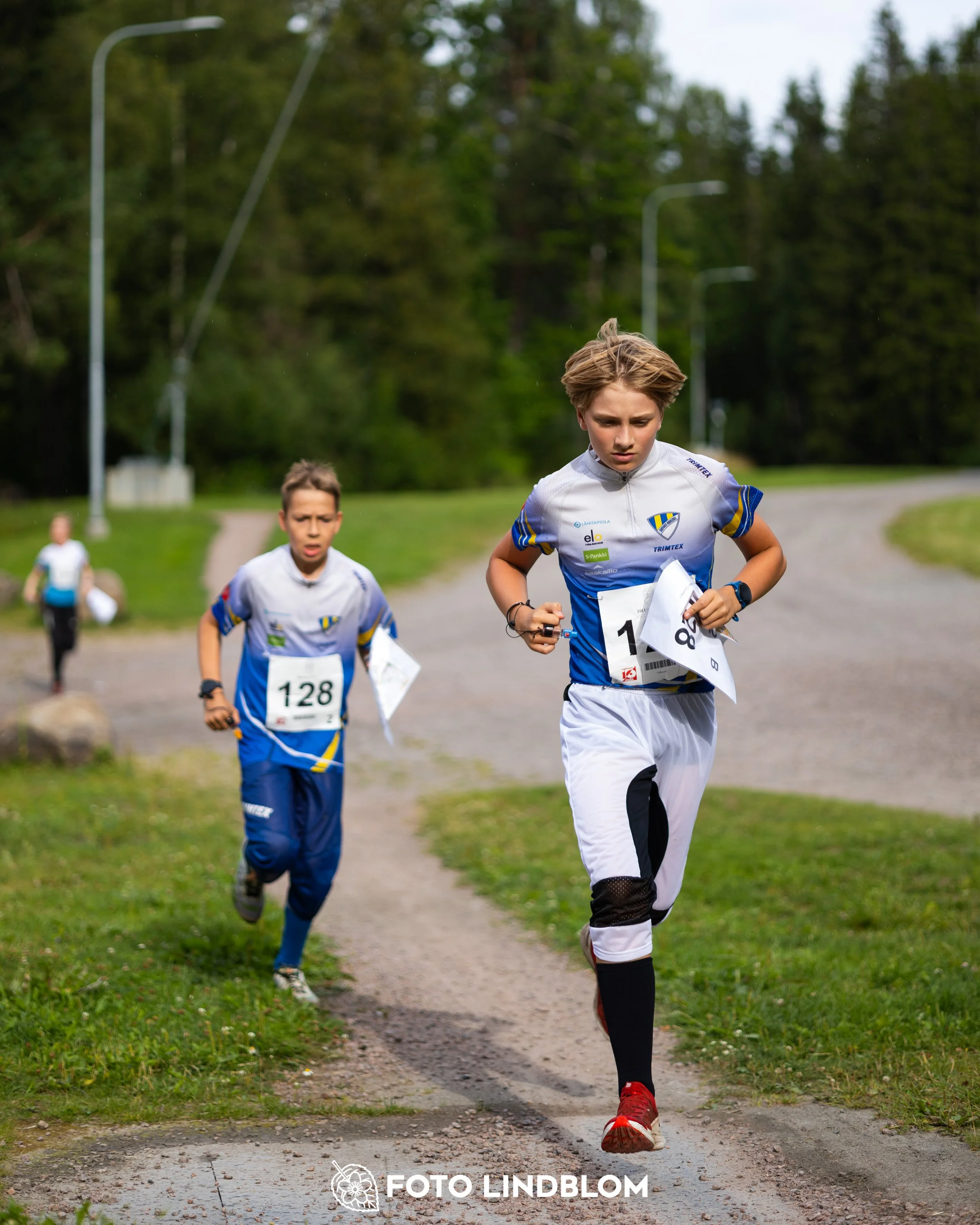 A picture from the youth 10 mila orienteering competition taken by Foto Lindblom