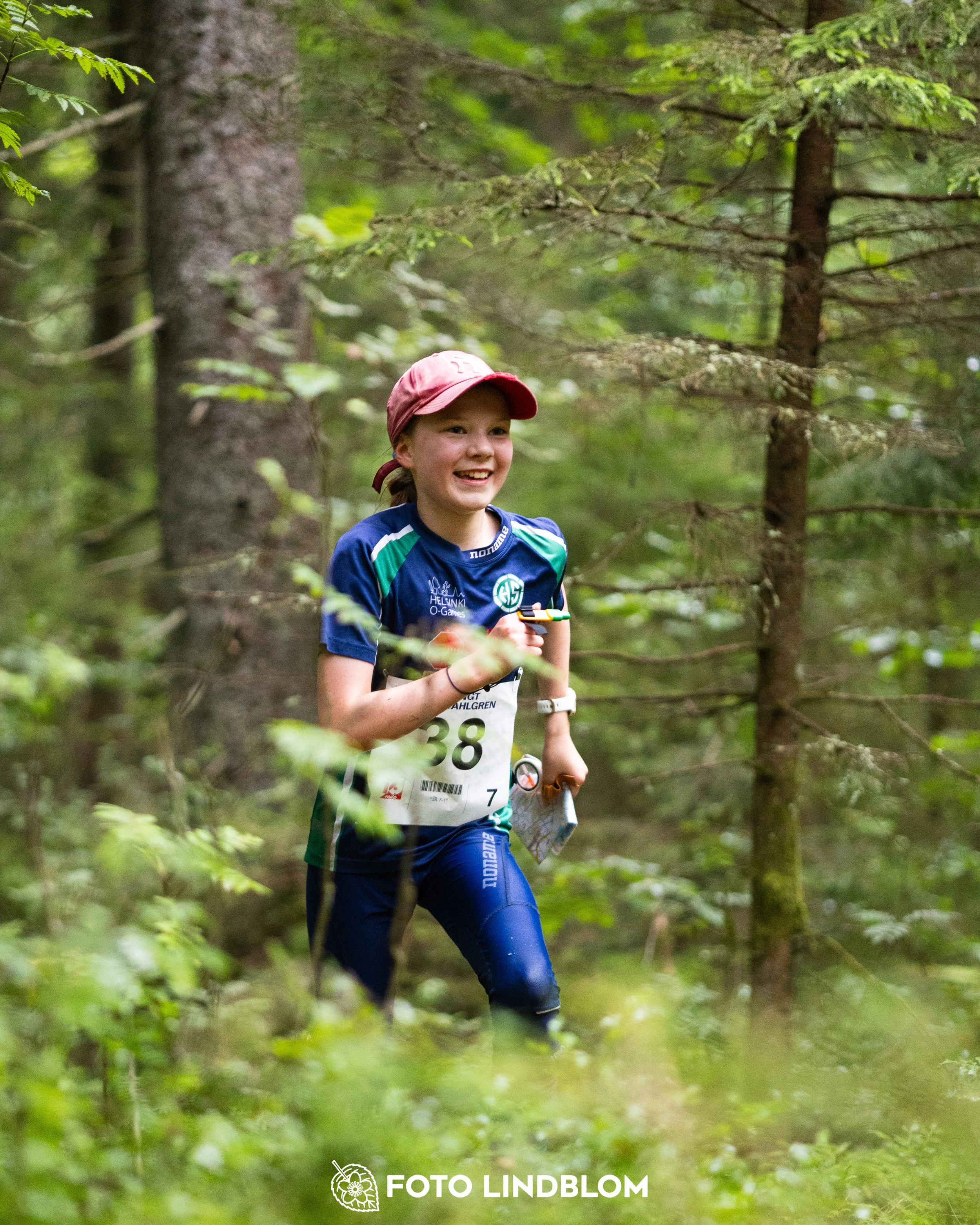 A picture from the youth 10 mila orienteering competition taken by Foto Lindblom