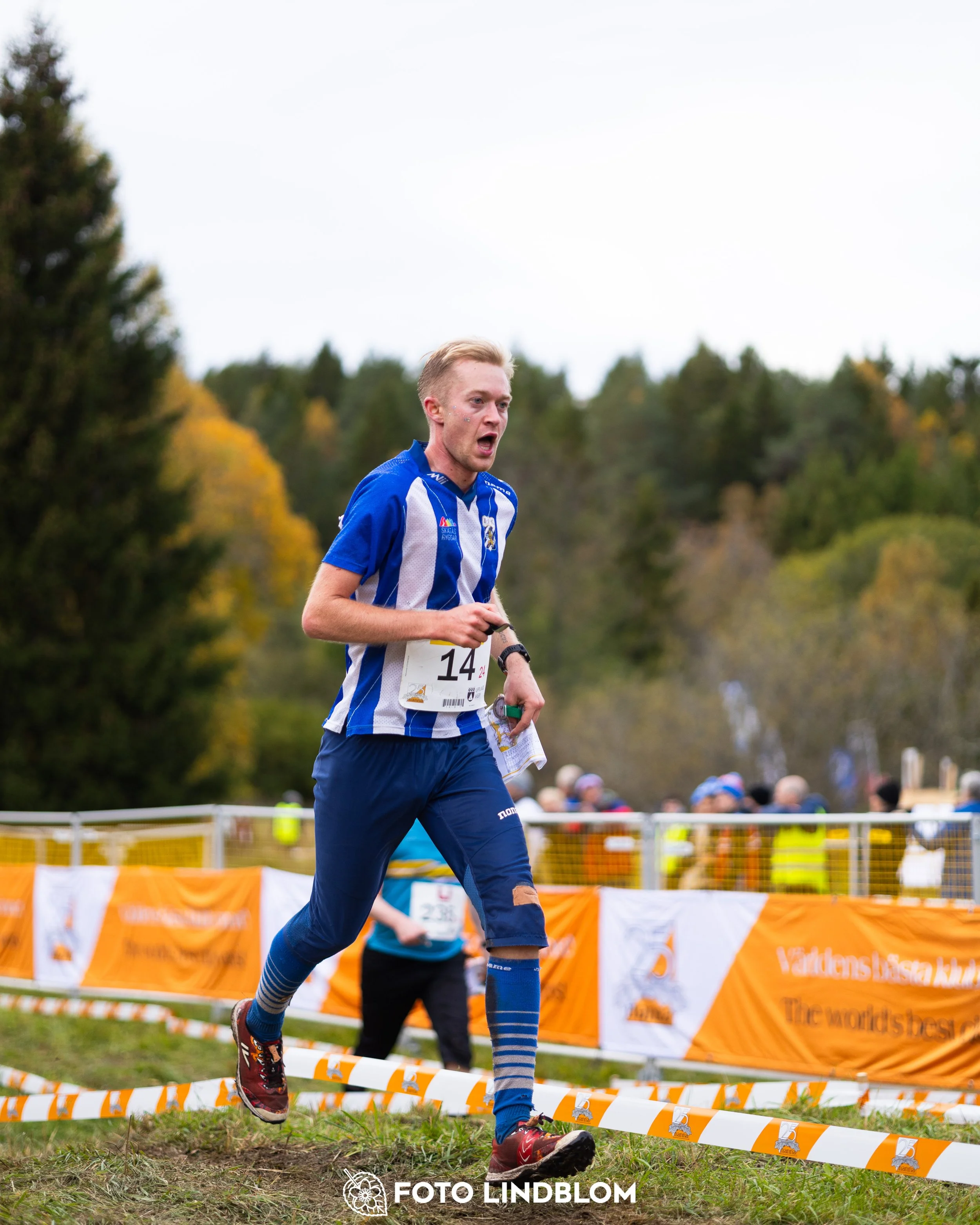 A picture from the 25-Manna orienteering event taken by Foto Lindblom