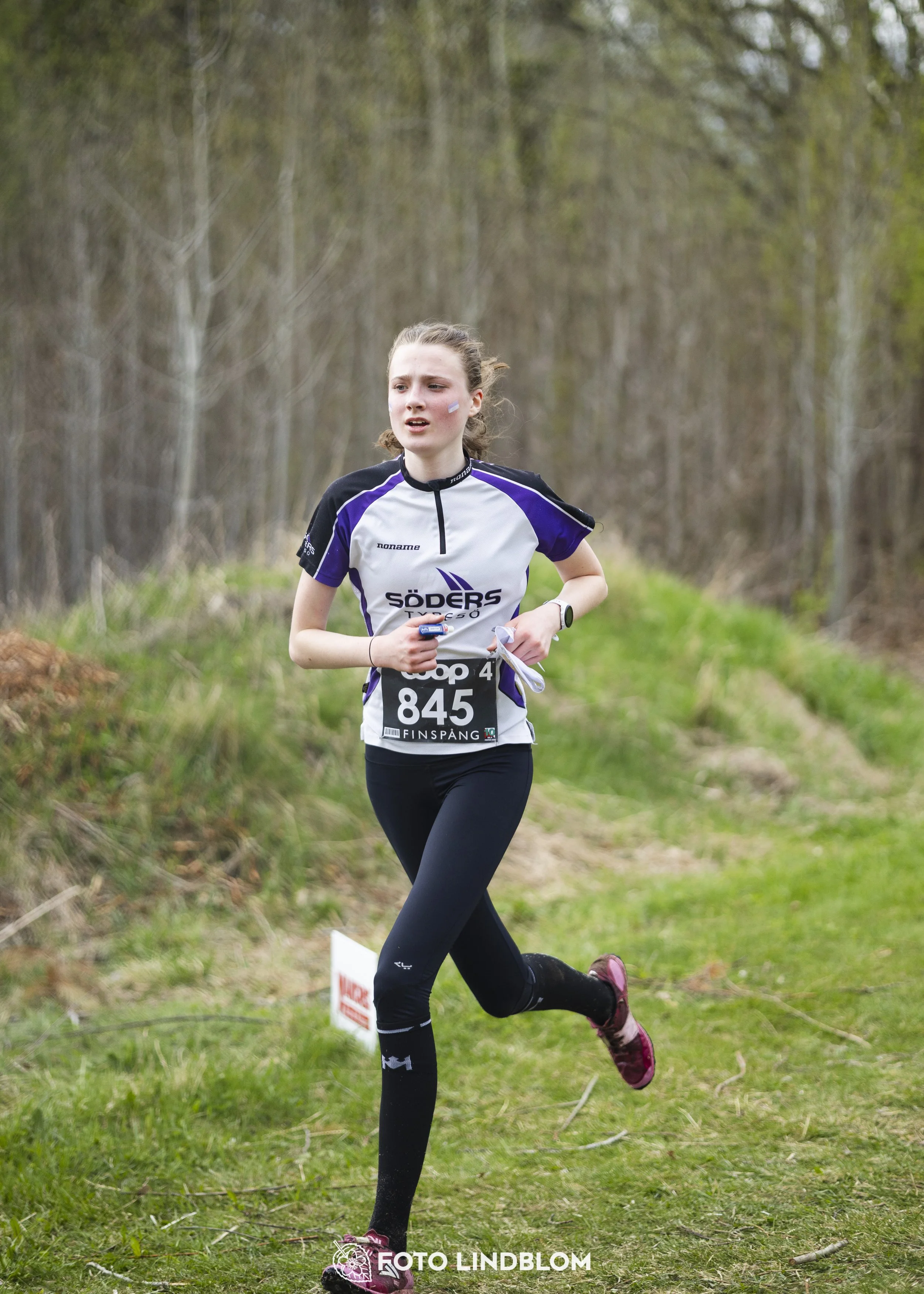A picture from the youth relay at 10-Mila orienteering competition