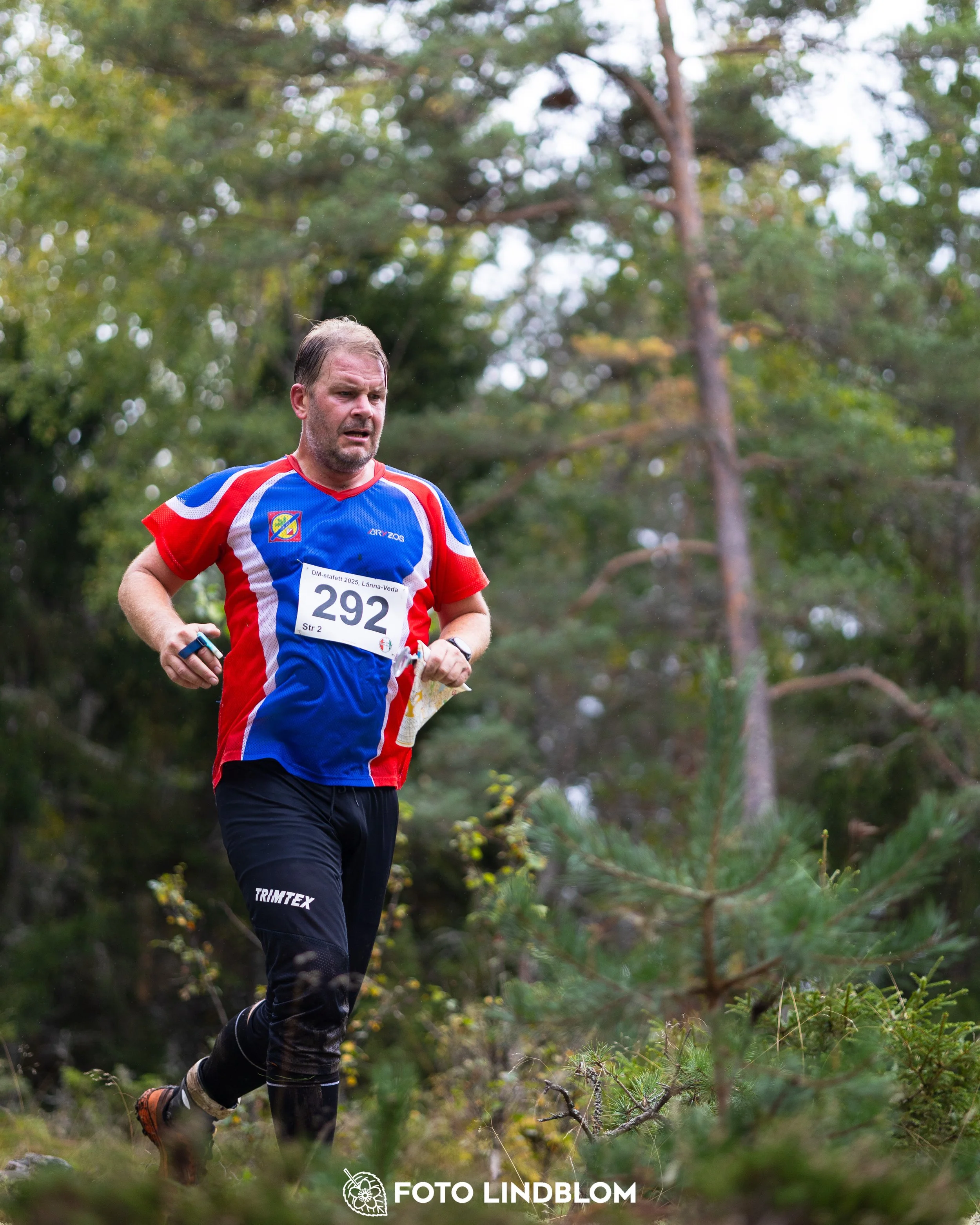 A picture from the Stockholm district championship in relay orienteering taken by Foto Lindblom
