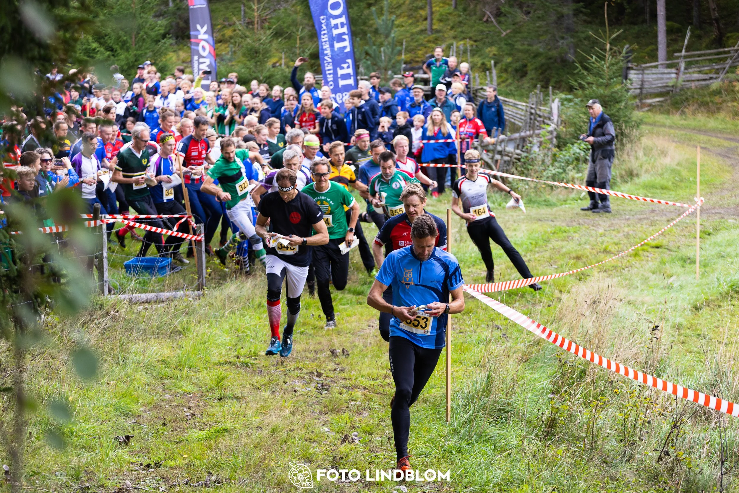 A picture from the Stockholm district championship in relay orienteering taken by Foto Lindblom