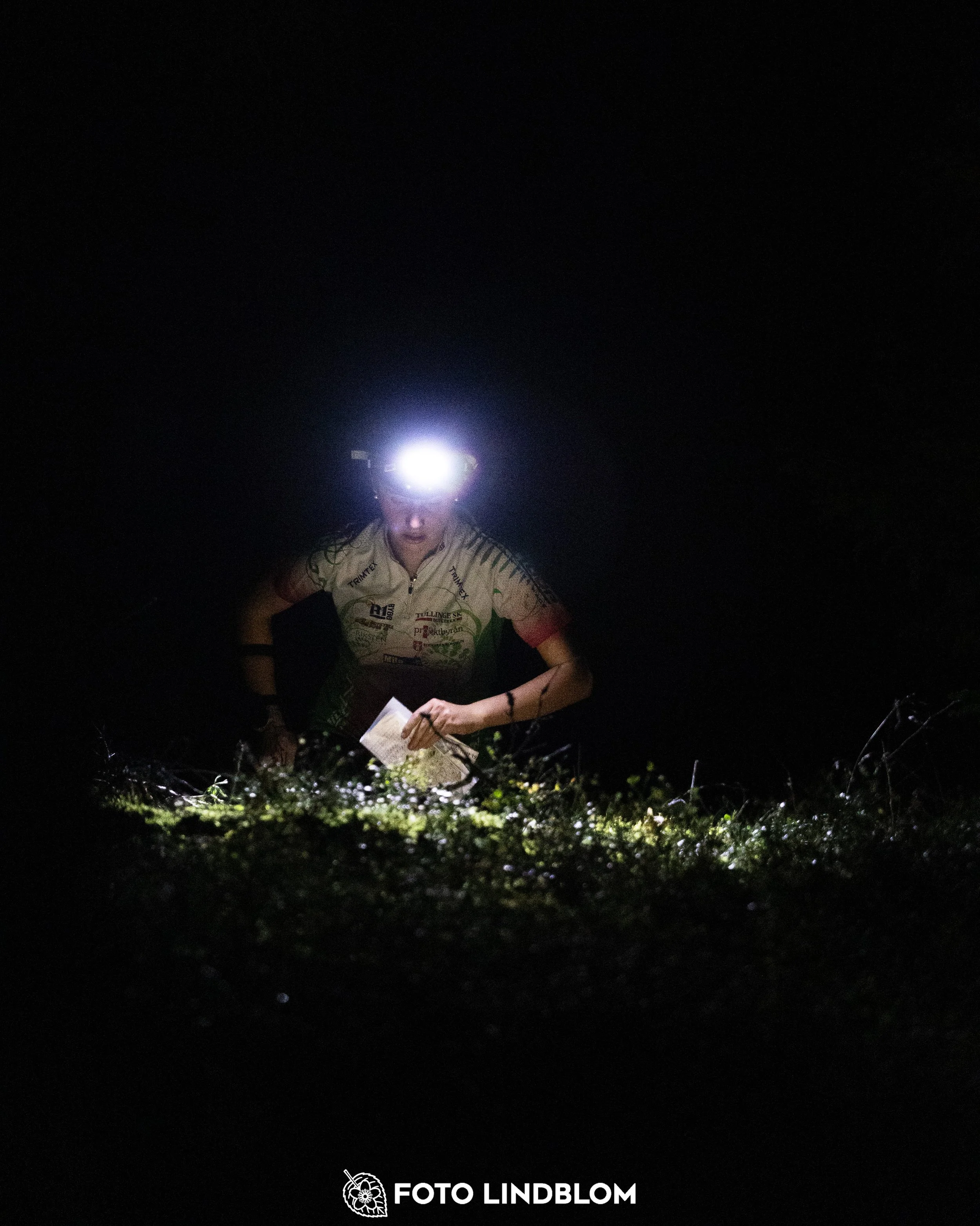 A picture from the Stockholm district championship in night orienteering taken by Foto Lindblom