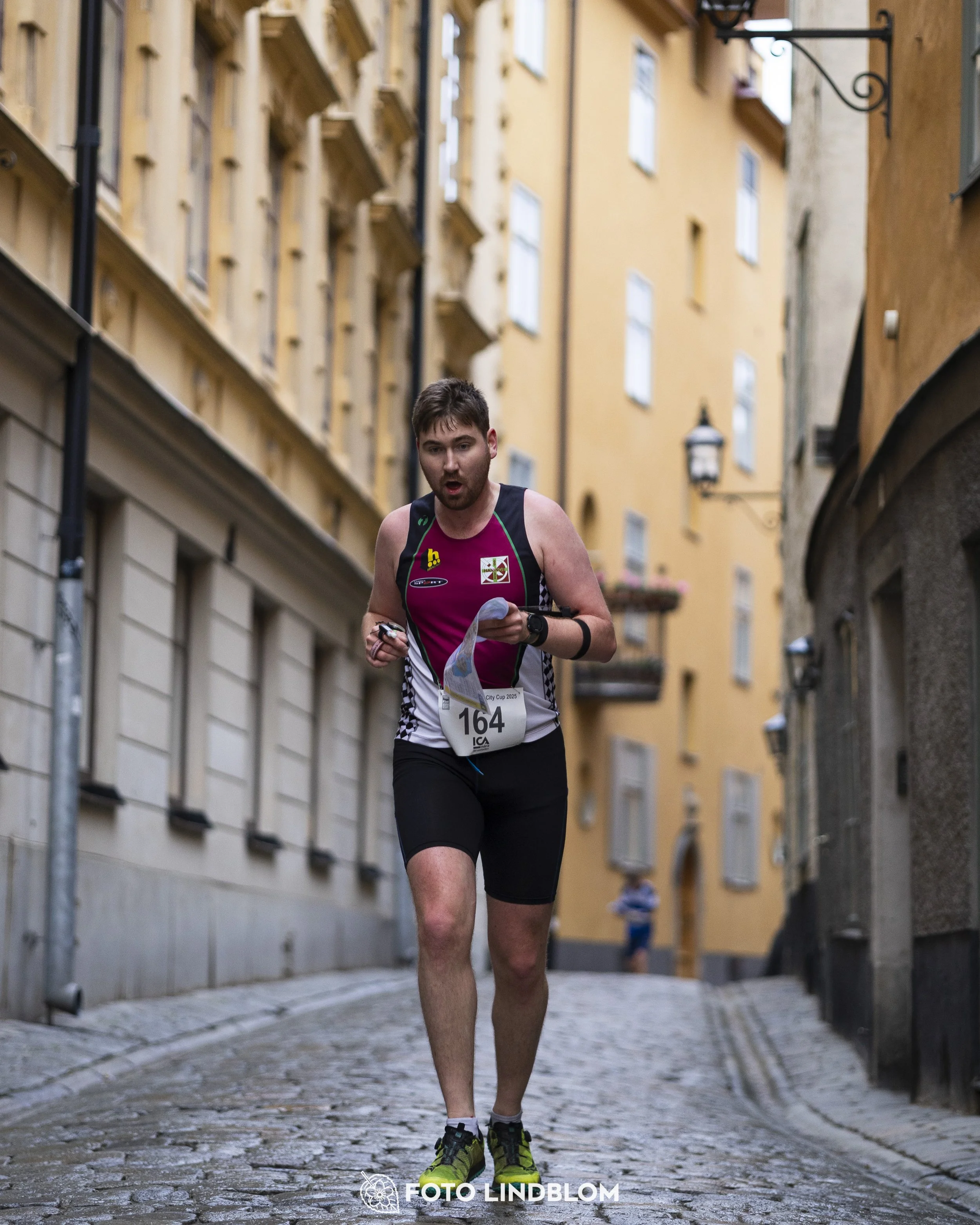 A picture from the first stage of the Stockholm City Cup sprint orienteering competition in "gamla stan" which is the old part of Stockholm