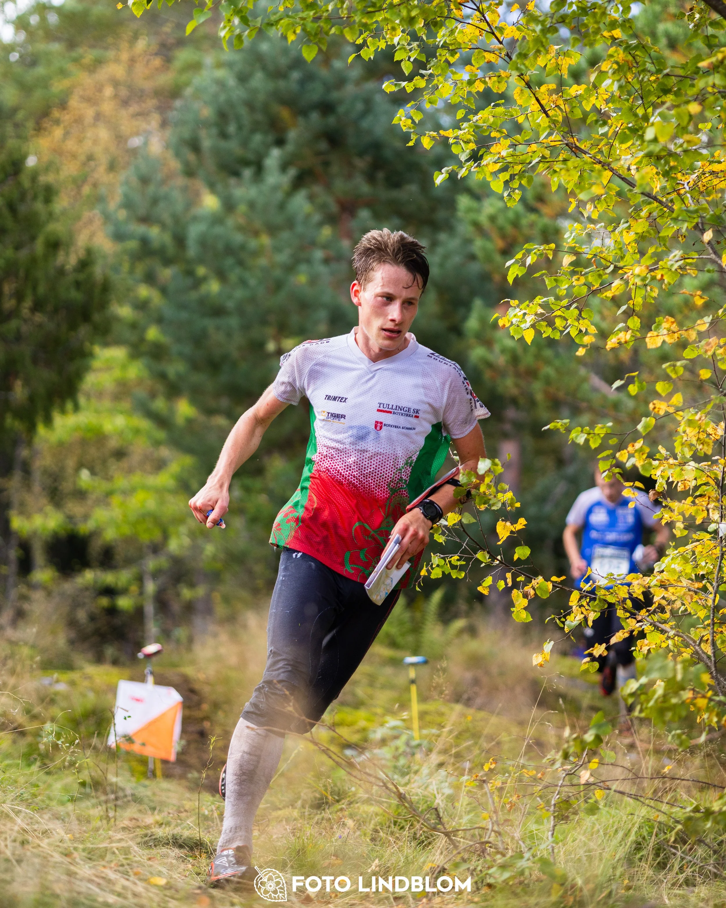 A picture from the Swedish national championship in long distance orienteering and Swedish league race taken by Foto Lindblom