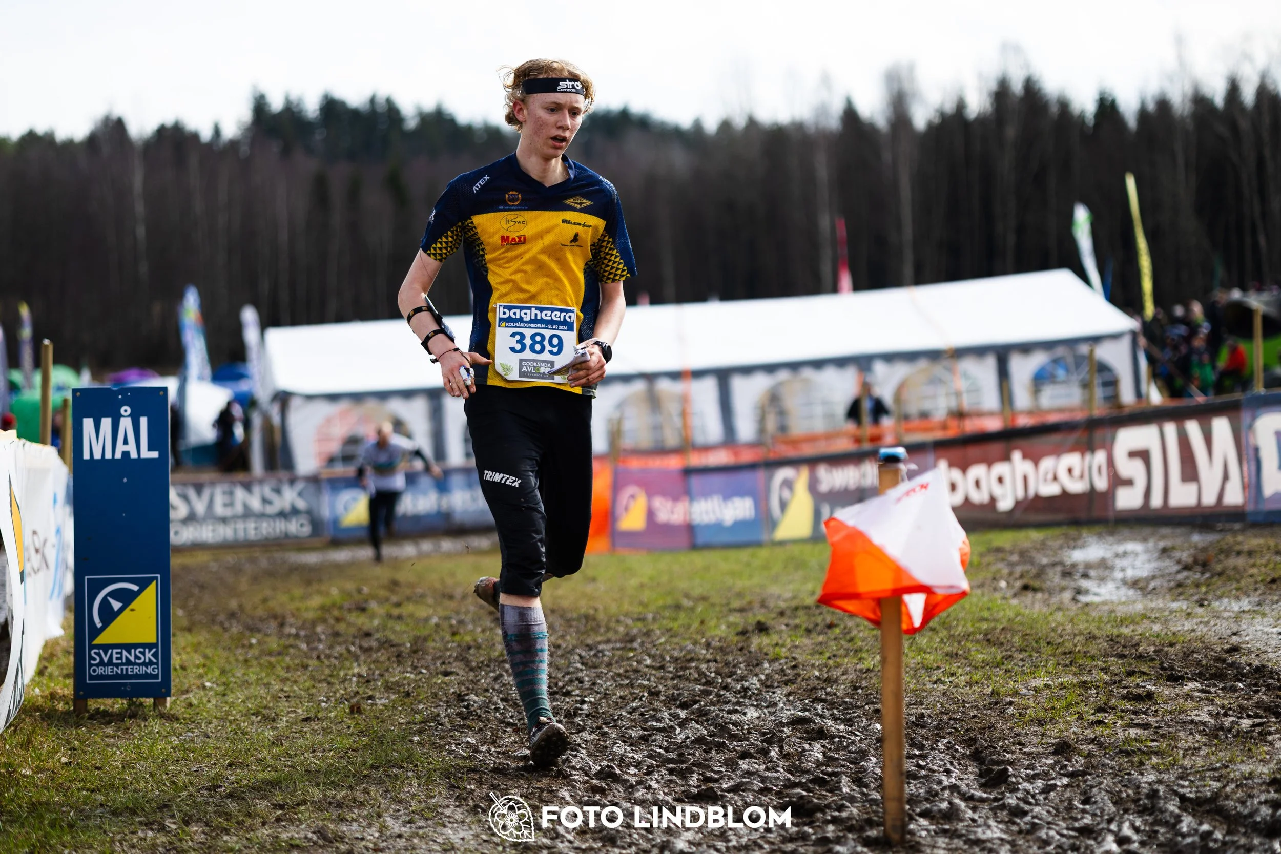 A scene from the Swedish League middle distance event in Kolmården spring 2026, captured by Foto Lindblom.