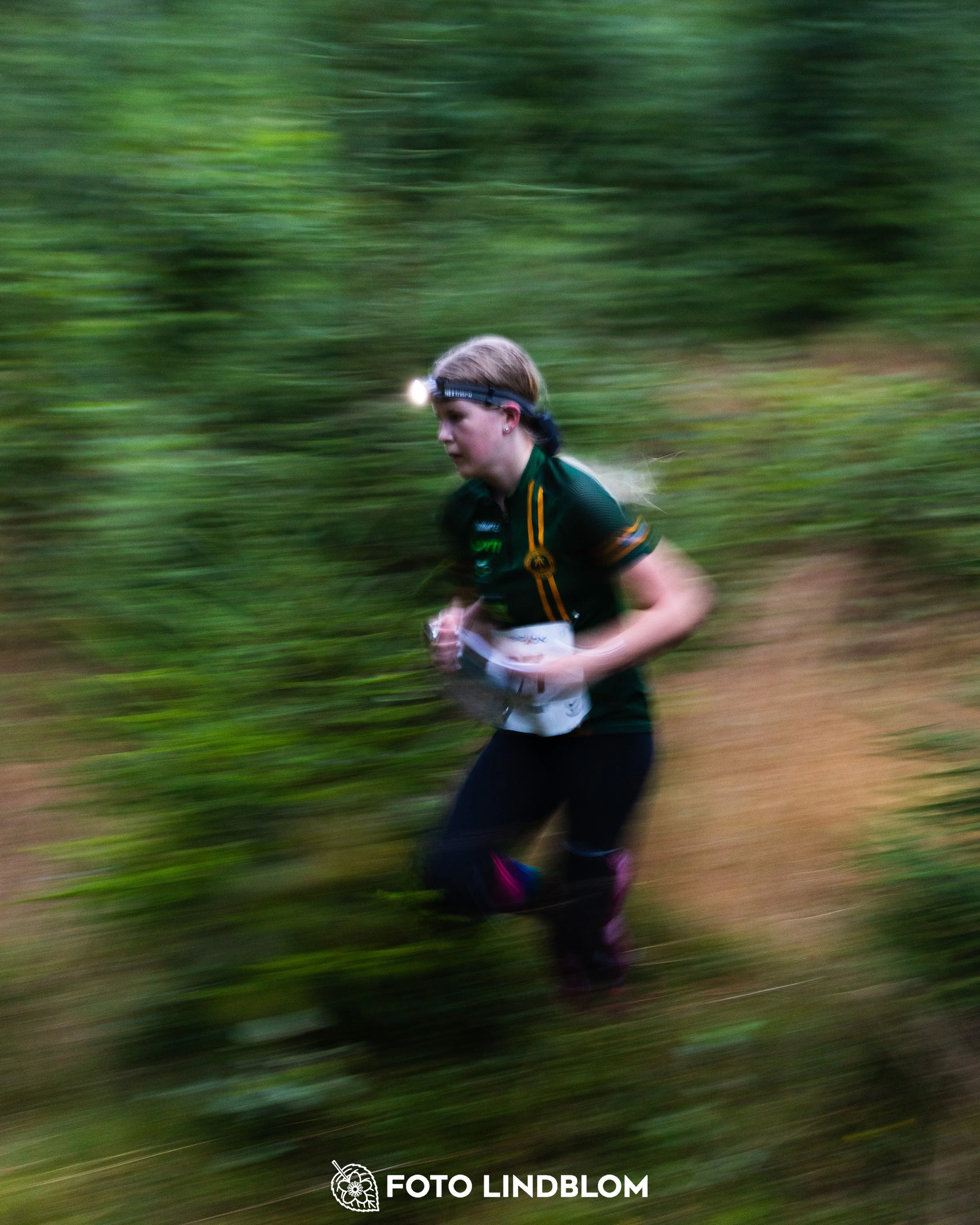 A picture from the youth 10 mila orienteering competition taken by Foto Lindblom