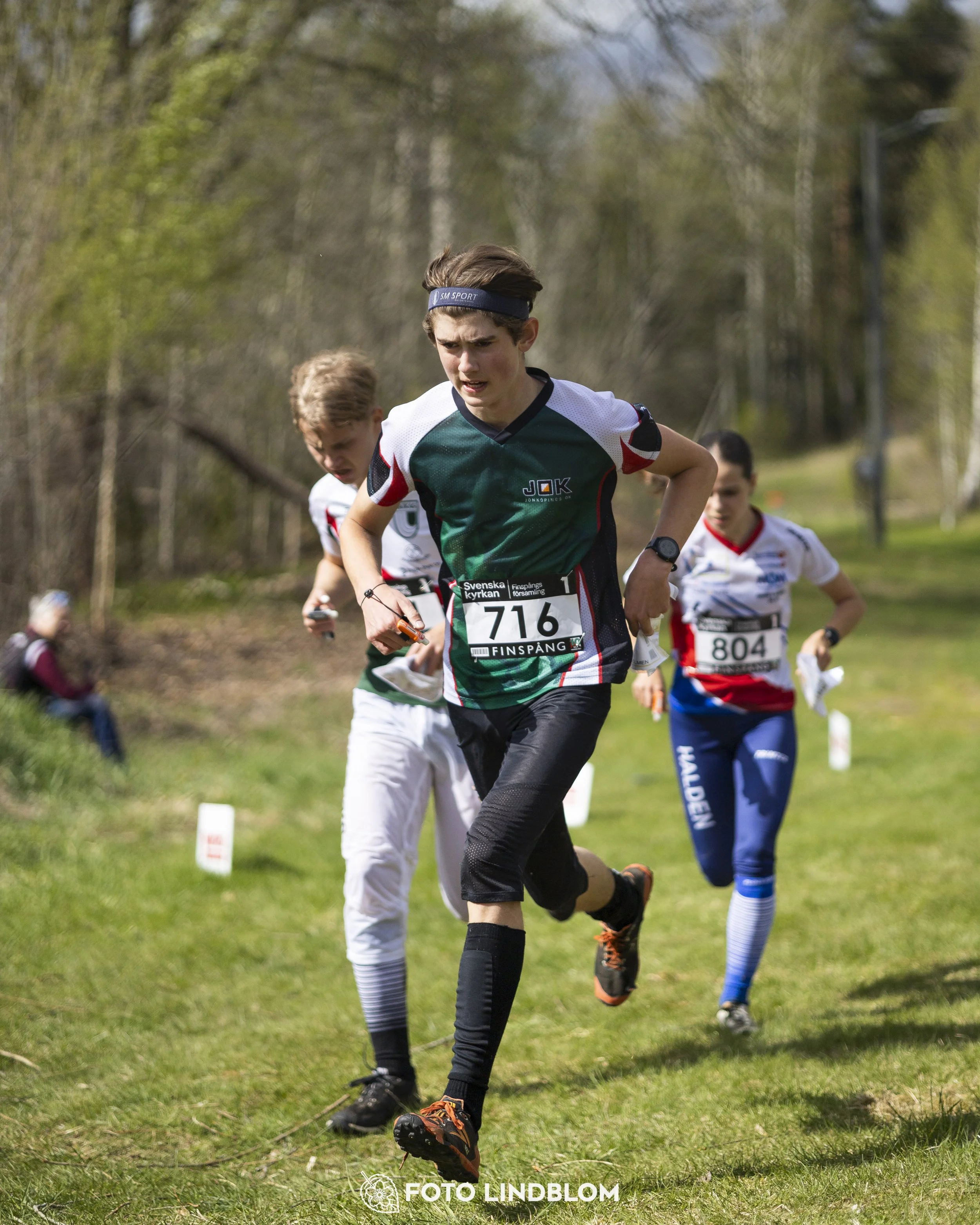 A picture from the youth relay at 10-Mila orienteering competition