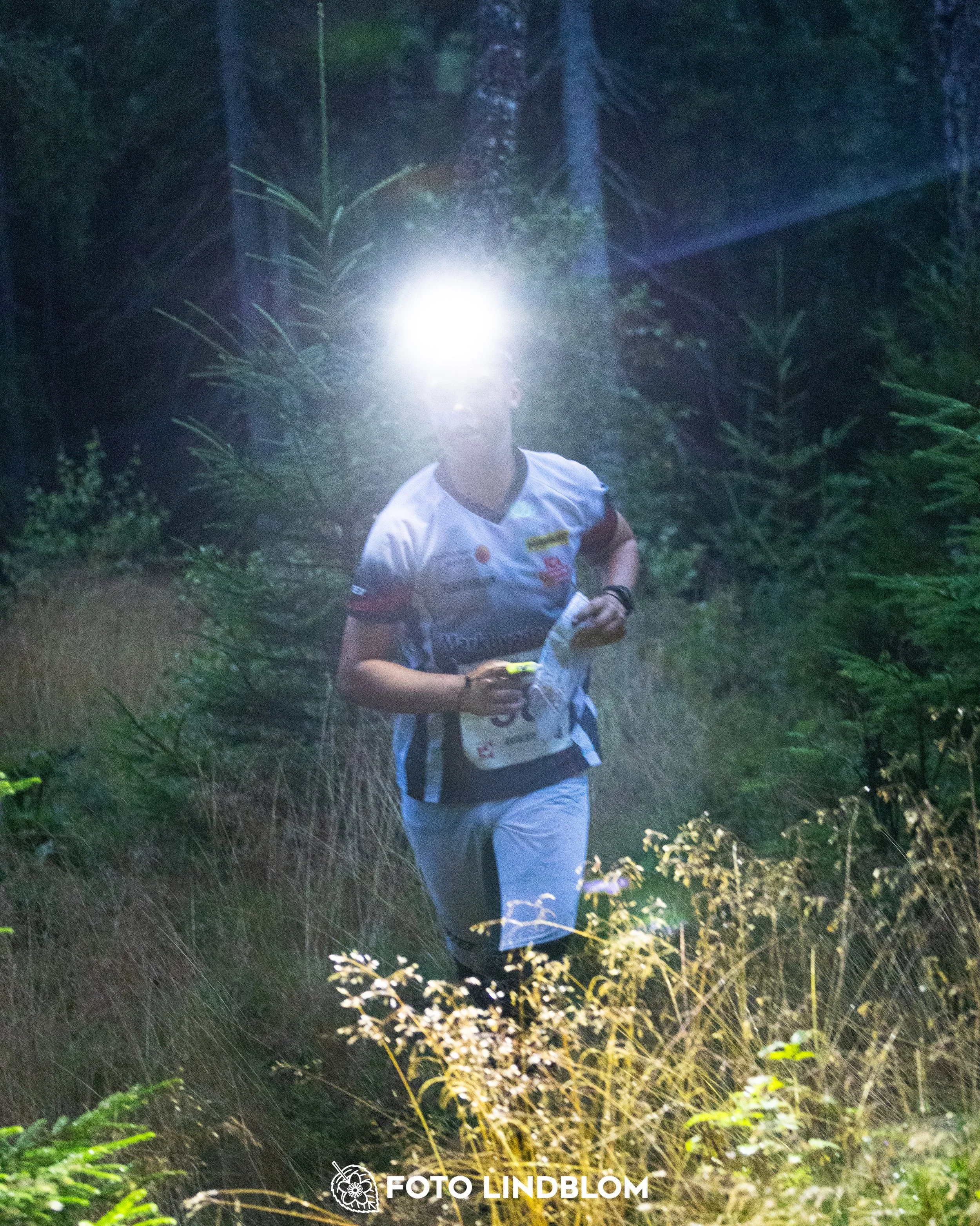 A picture from the youth 10 mila orienteering competition taken by Foto Lindblom