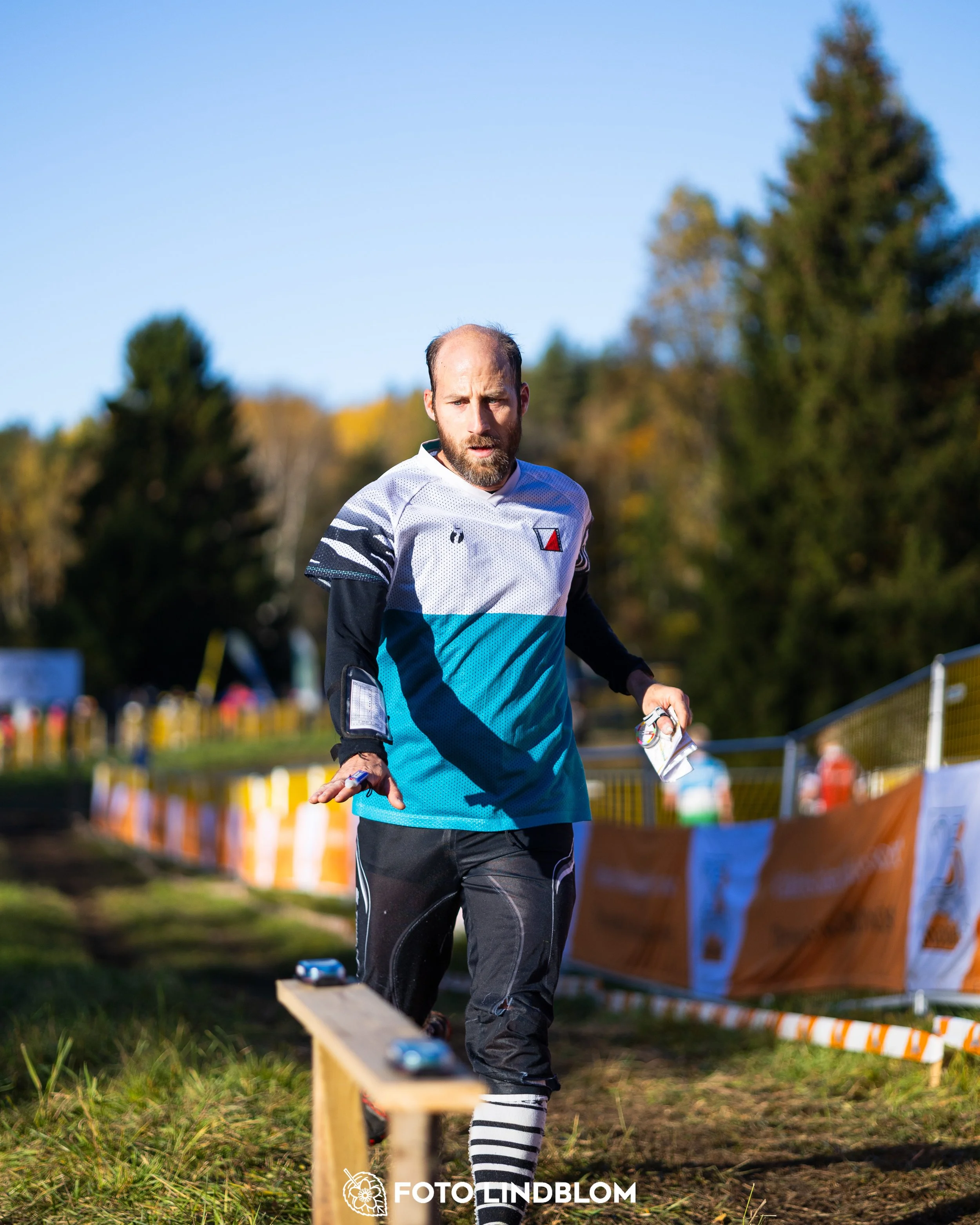 A picture from the 25-Manna orienteering event taken by Foto Lindblom