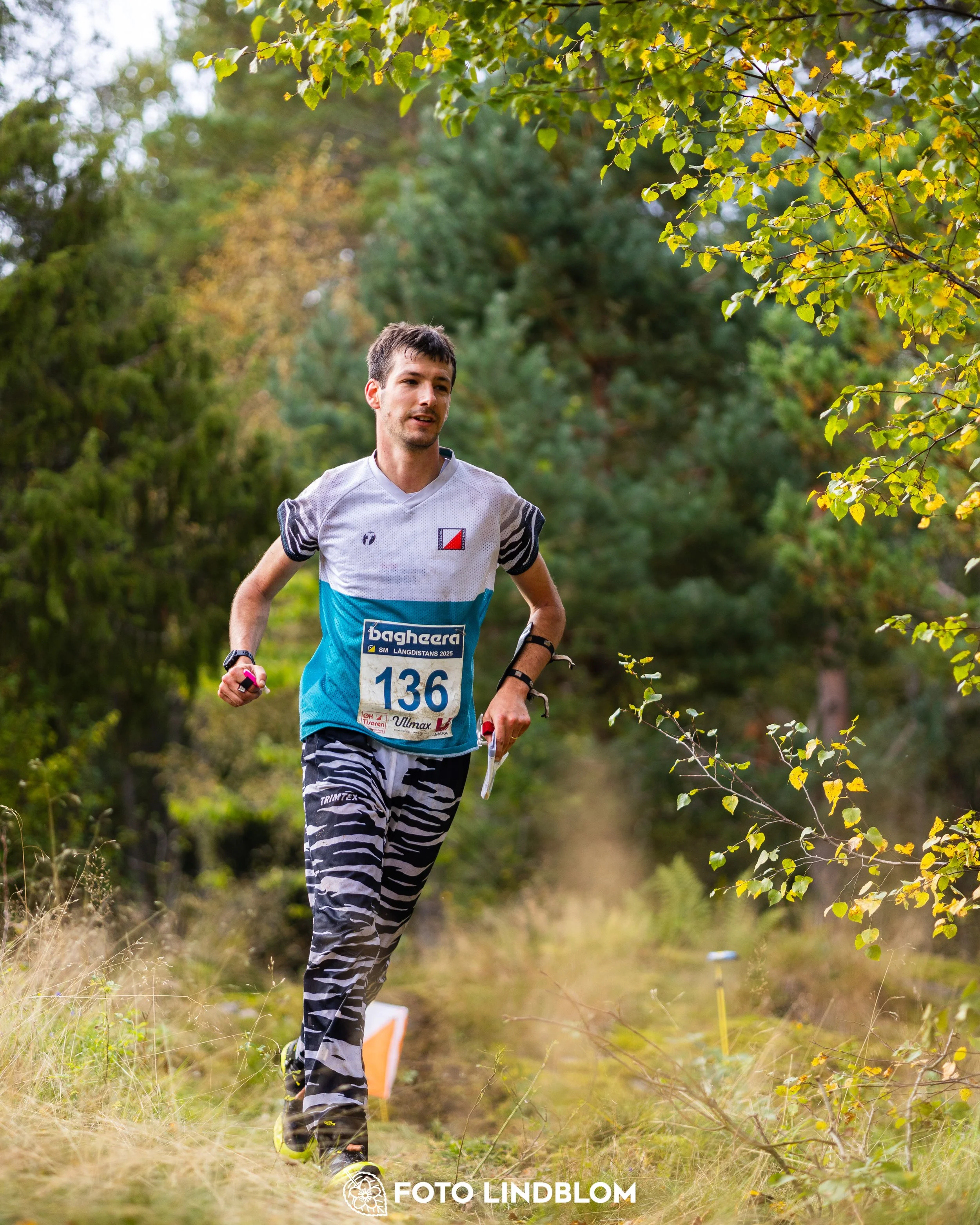 A picture from the Swedish national championship in long distance orienteering and Swedish league race taken by Foto Lindblom