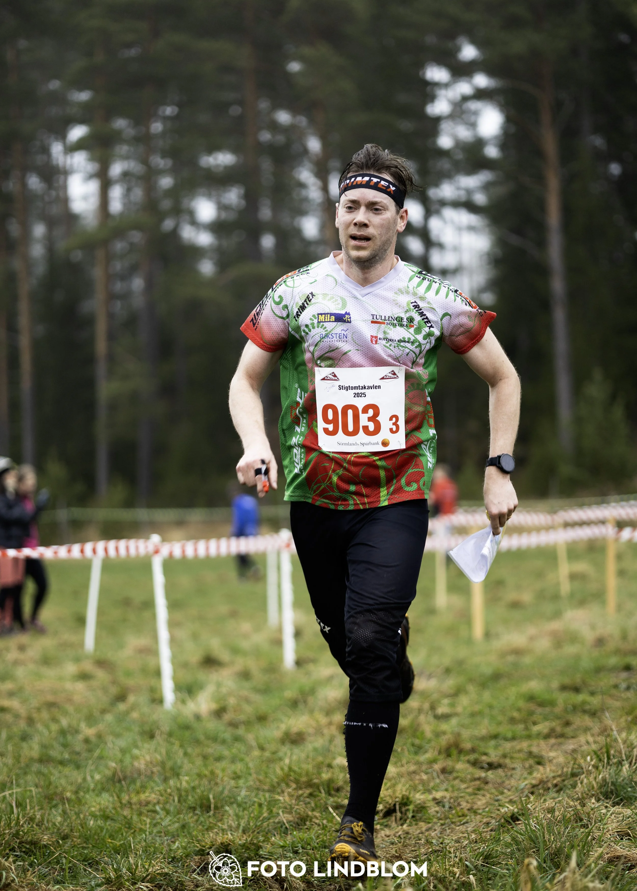 A picture from the orienteering relay competition "Stigtomtakavlen"