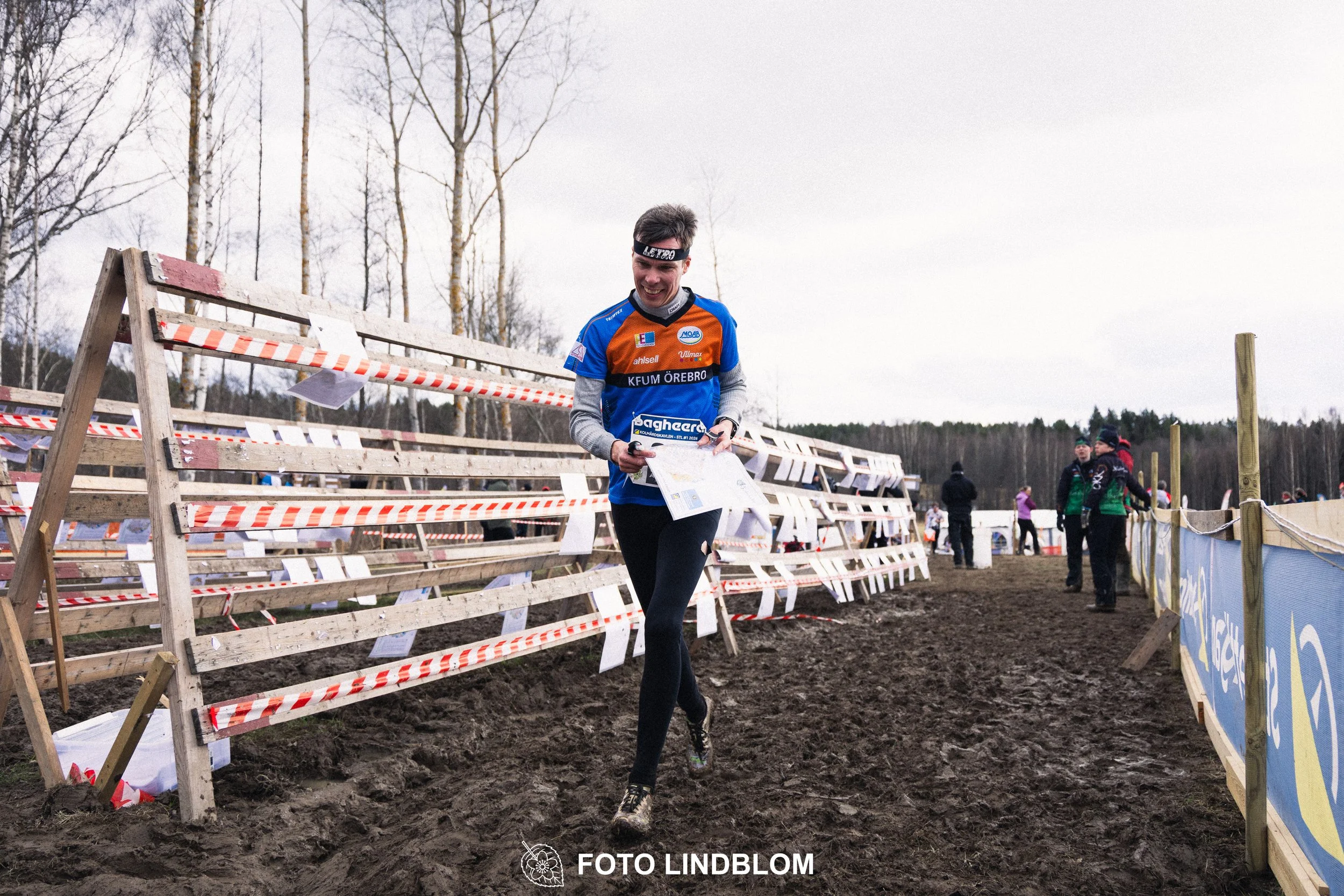 A scene from the Stafettligan relay competition Kolmårdskavlen in spring 2026, captured by Foto Lindblom.