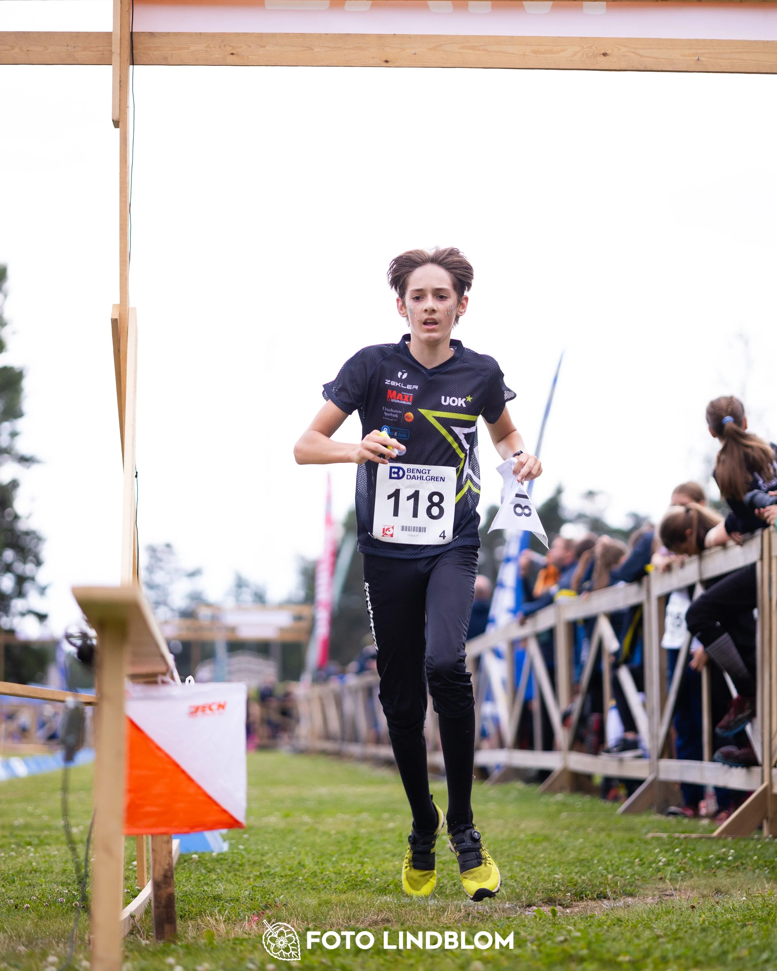 A picture from the youth 10 mila orienteering competition taken by Foto Lindblom