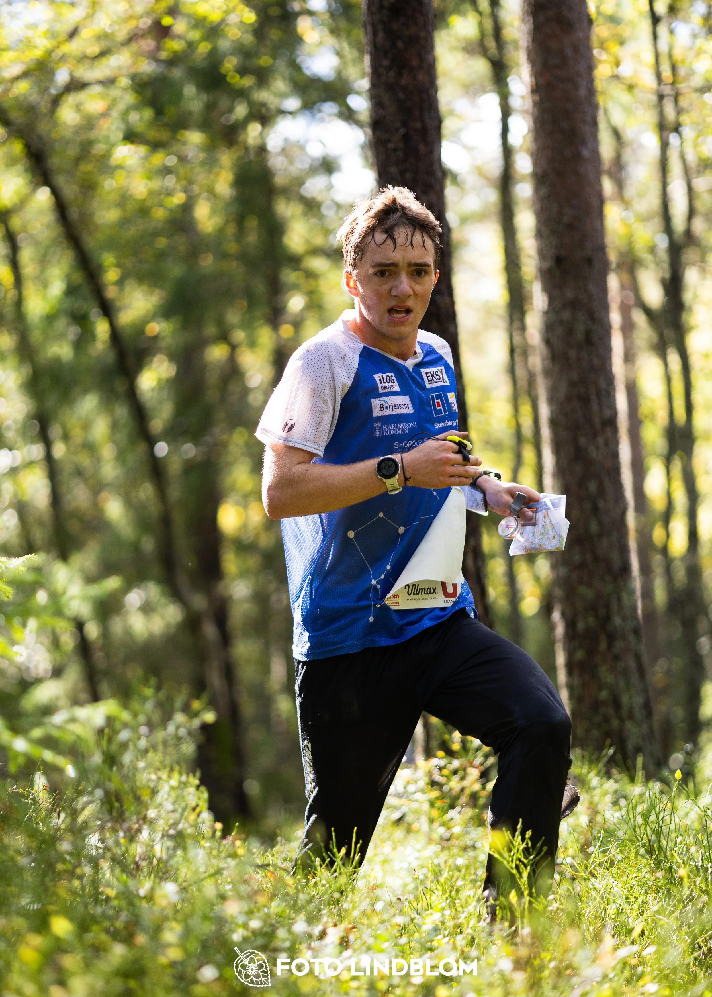 A picture from the Swedish national championship in long distance orienteering and Swedish league race taken by Foto Lindblom