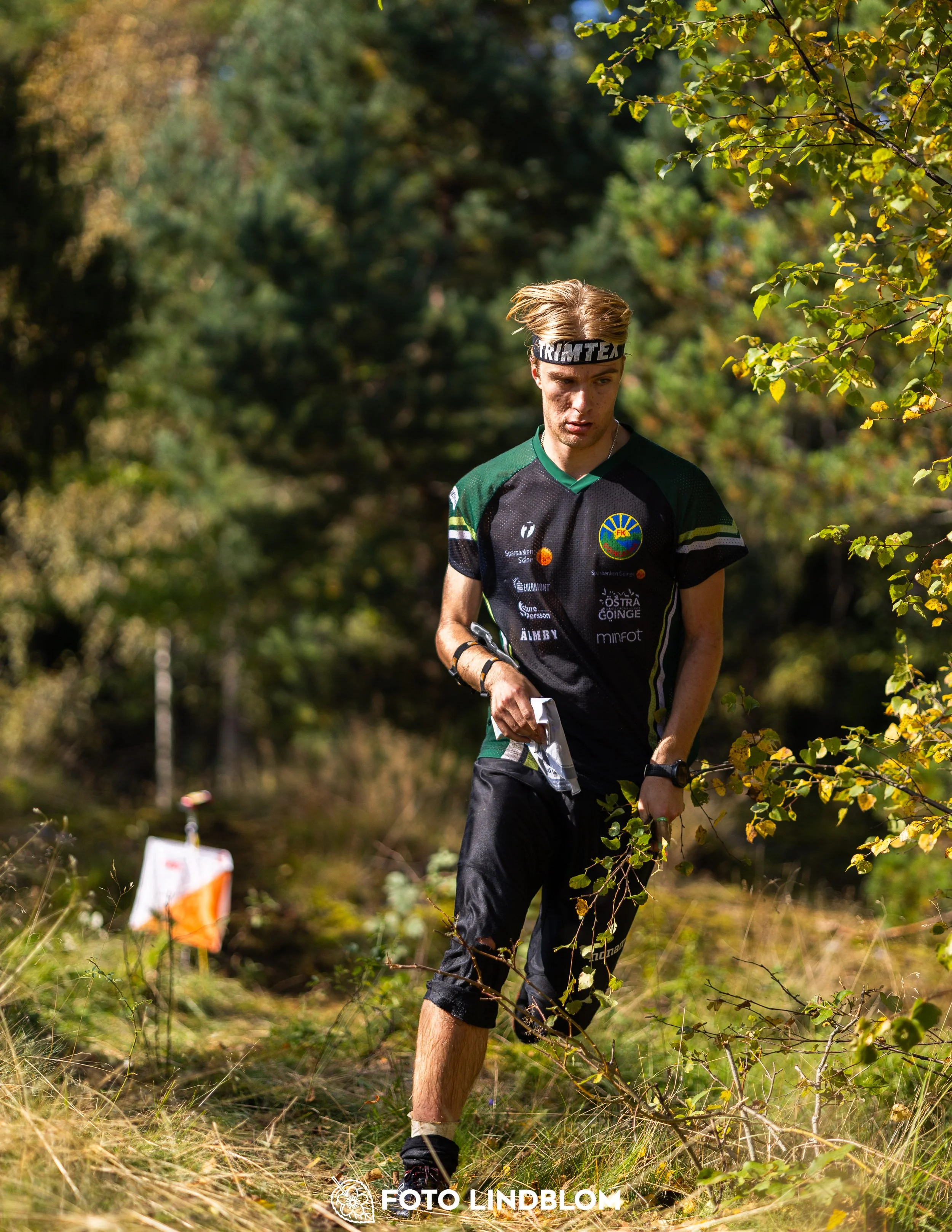 A picture from the Swedish national championship in long distance orienteering and Swedish league race taken by Foto Lindblom